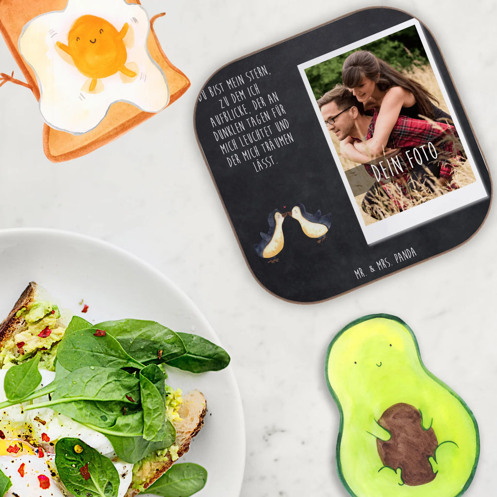 Personalisierter Foto Untersetzer Pinguin Liebe Personalisierter Foto Untersetzer, Freundin, Freund, Liebe, Liebesgeschenk, Jahrestag, Verlobung, Partner, Ehemann, Ehefrau, Heiraten, Heiratsantrag, Hocheitstag, Liebesspruch, Geschenk Freundin, Pärchen. Liebespaar, Pinguin Paar, Hochzeitstag, Pinguin Liebe, Pinguin, Pinguine, Gastgeschenk, Geschenk Freund, Verlobte, Verlobter, Liebesbeweis, Pinguinpaar, Paar, Love, Geschenkidee, Hochzeit, Geschenk Hochzeitstag