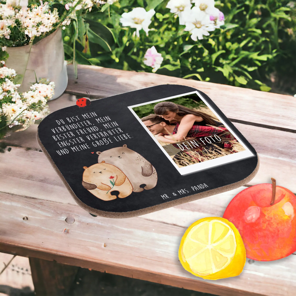 Personalisierter Foto Untersetzer Bären Liebe Personalisierter Foto Untersetzer, Liebe, Partner, Freund, Freundin, Ehemann, Ehefrau, Heiraten, Verlobung, Heiratsantrag, Liebesgeschenk, Jahrestag, Hocheitstag, Geschenk Hochzeit, Hochzeitstag, Bär, Verlobt, Bärchen, Liebesbeweis, Geschenk Freund, Verliebt, Verheiratet, Geschenk Freundin, Bären