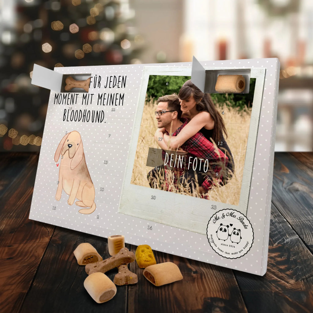 Personalisierter Hunde Foto Adventskalender Bloodhound Moment Personalisierter Hunde Foto Adventskalender, Geschenk, Schenken, Hund, Hunderasse, Rassehund, Hundebesitzer, Tierfreund, Welpe, Bloodhound, Bluthund, Chien De Saint Hubert, St. Hubertushund