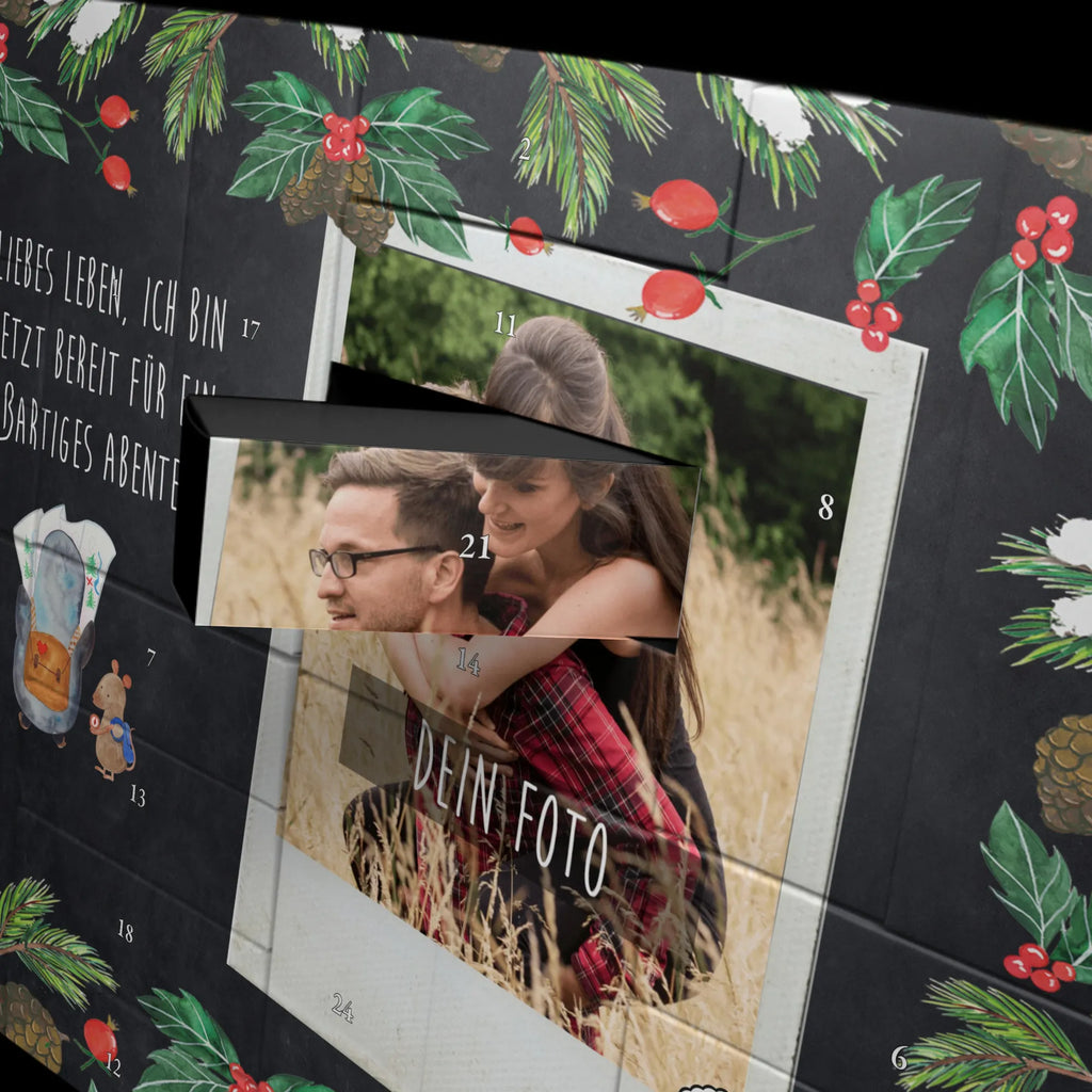 Personalisierter Befüllbarer Foto Adventskalender Pinguin & Maus Wanderer Personalisierter Adventskalender, Adventskalender Eigenes Foto, Adventskalender mit Foto, Foto Adventskalender, Adventskalender mit Eigenem Bild, Weihnachtskalender mit Foto, Personalisierter Befüllbarer Foto Adventskalender, Pinguin, Wanderlust, Pinguine, Abenteurer, Ausflug, Wandern, Roadtrip, Abenteuer