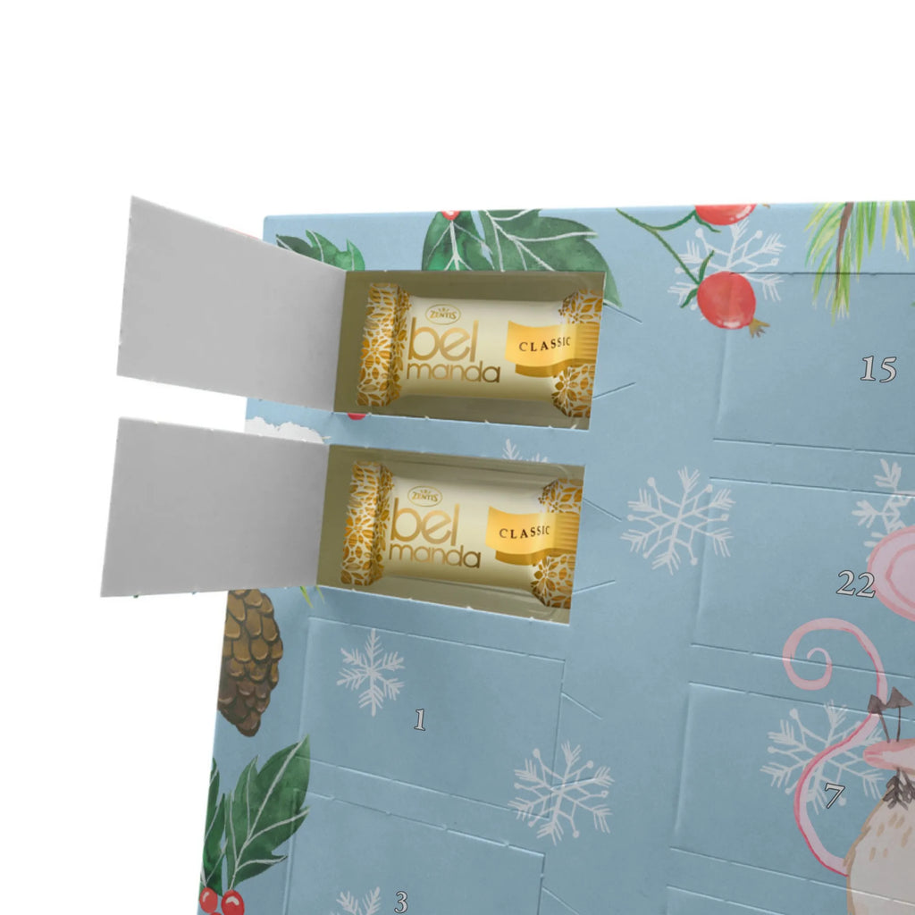 Marzipan Adventskalender Maus Dart spielen Marzipan Adventskalender, Geschenk, Sport, Sportart, Hobby, Schenken, Danke, Dankeschön, Auszeichnung, Gewinn, Sportler, Dart Turnier, Dart spielen, Darts, Darten