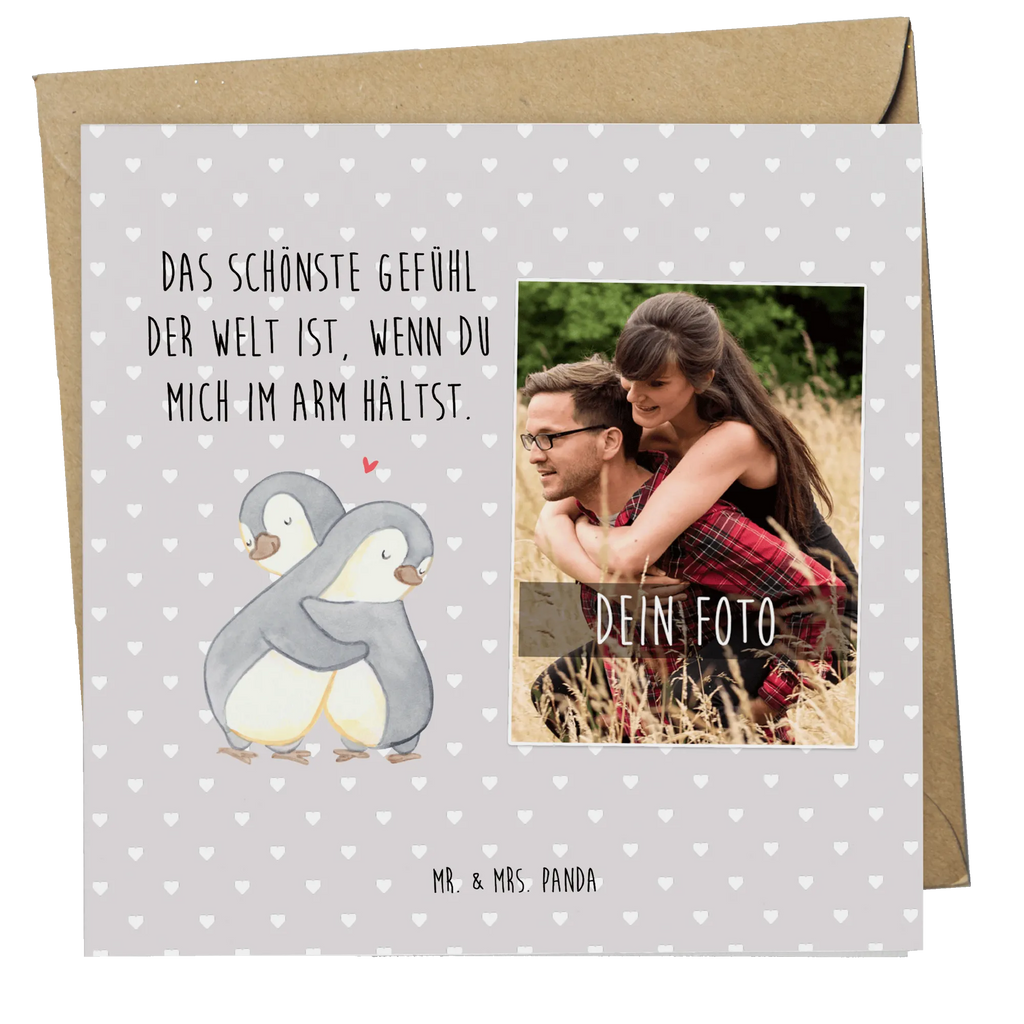 Personalized Photo Deluxe Card penguins Cuddle Personalisierte Foto Grußkarte, Liebe, Partner, Freund, Freundin, Ehemann, Ehefrau, Heiraten, Verlobung, Heiratsantrag, Liebesgeschenk, Jahrestag, Hocheitstag, Geschenk für Partner, Geschenk für Freundin, Hochzeitstag, für Männer, Geschenk für Frauen, Valentinstag, Liebesbeweis, Mitbringsel, für Ehemann