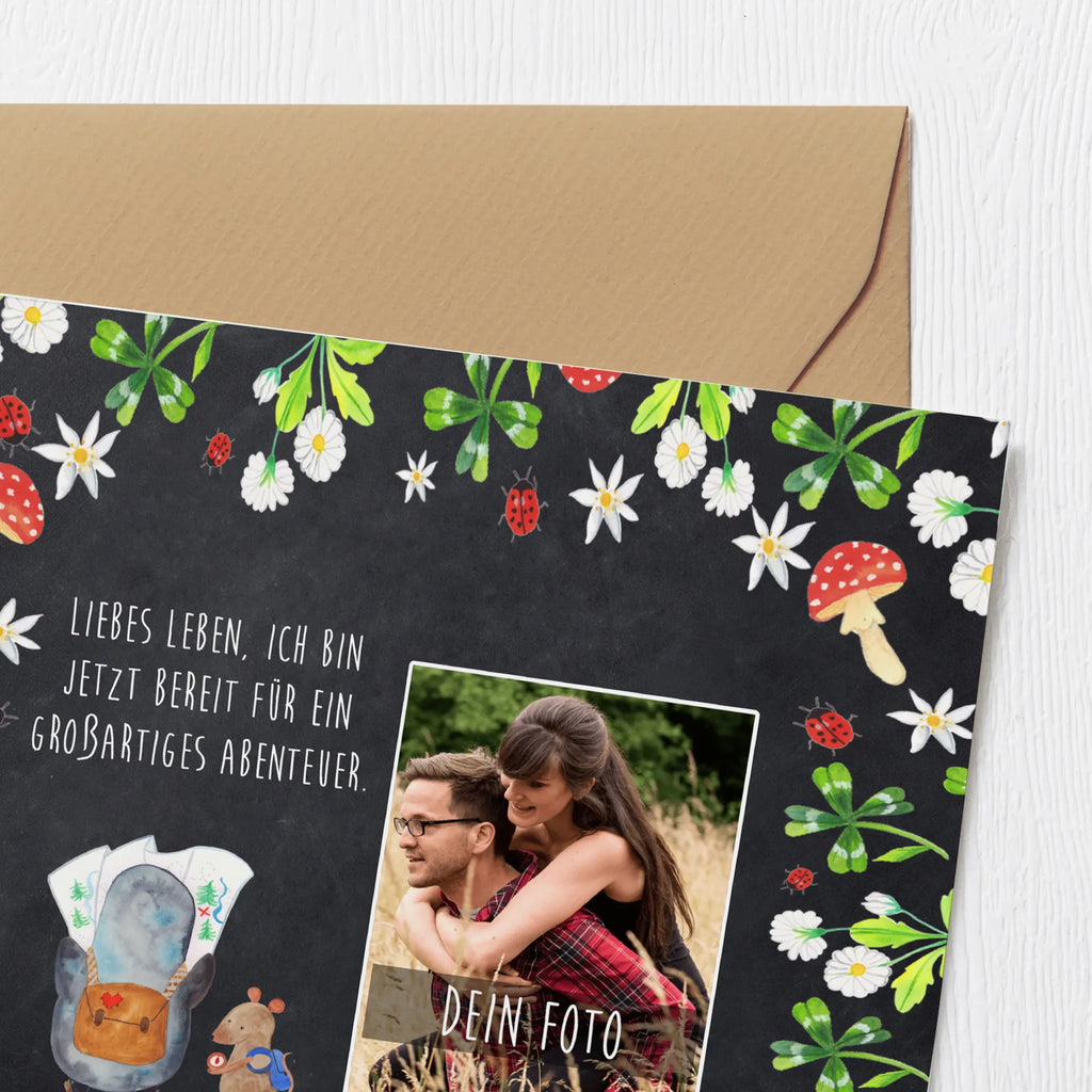 Personalized Photo Deluxe Card Penguin & Mouse Hiker Personalisierte Foto Grußkarte, Pinguin, Pinguine, Abenteurer, Abenteuer, Roadtrip, Ausflug, Wanderlust, wandern