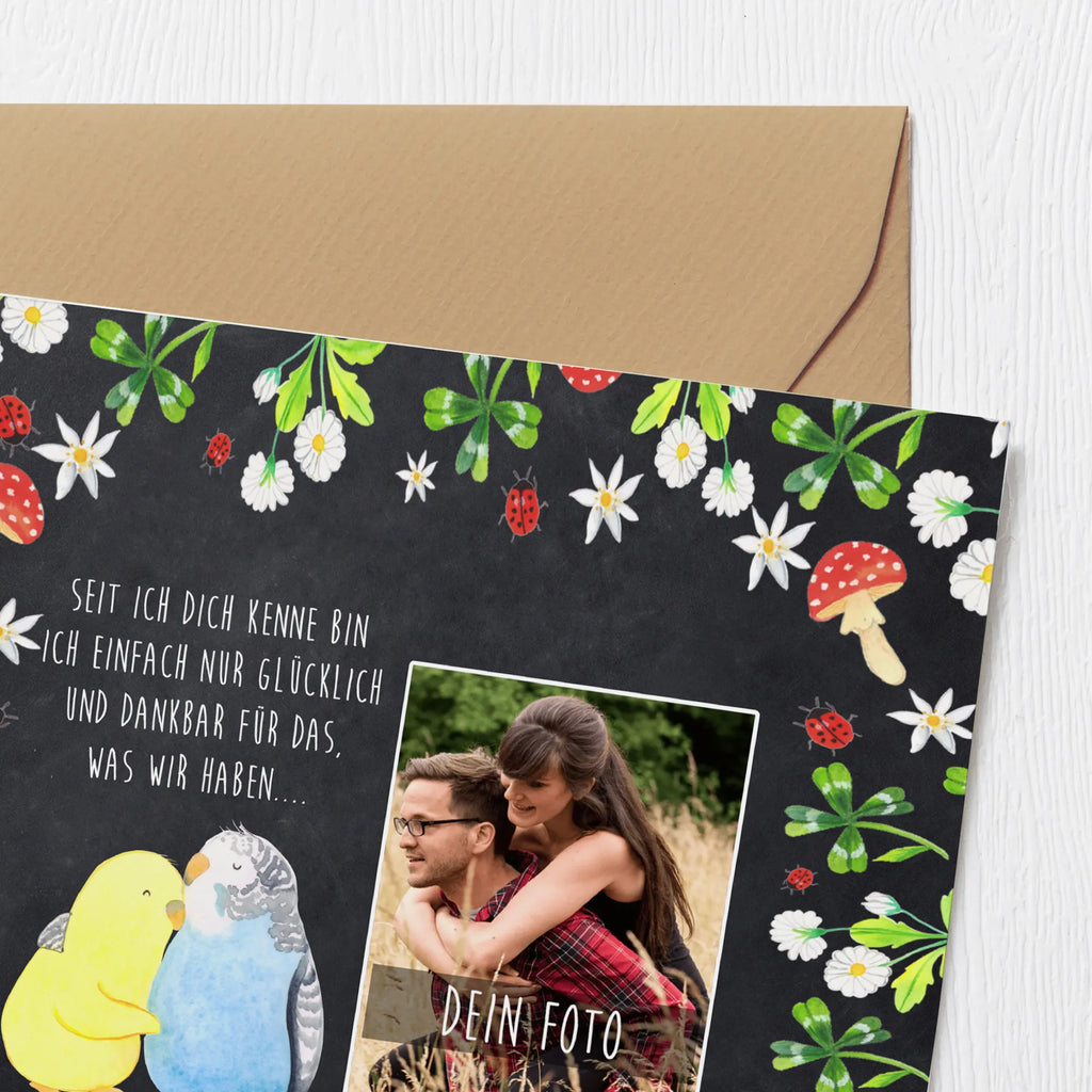 Personalized Photo Deluxe Card Parakeets in love Personalisierte Foto Grußkarte, Liebe, Partner, Freund, Freundin, Ehemann, Ehefrau, Heiraten, Verlobung, Heiratsantrag, Liebesgeschenk, Jahrestag, Hocheitstag, Vögel, Vertrauen, Wellensittich, Kuscheln, Nähe