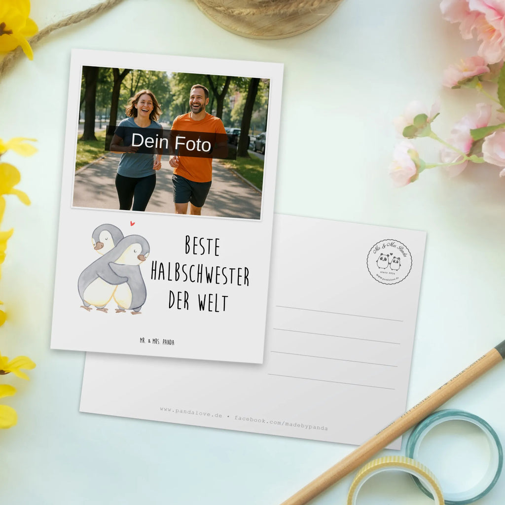 Personalisierte Foto Postkarte Pinguin Beste Halbschwester der Welt Personalisierte Foto Postkarte, für, Dankeschön, Geschenk, Schenken, Geburtstag, Geburtstagsgeschenk, Geschenkidee, Danke, Bedanken, Mitbringsel, Freude machen, Geschenktipp, Schwester, Tochter, Schwesterherz, Liebe, Stiefschwester, Stiefgeschwister, Kinder, Geschwister, Kleinigkeit, Beste, Halbschwester, Schwestern, Sister, Familie