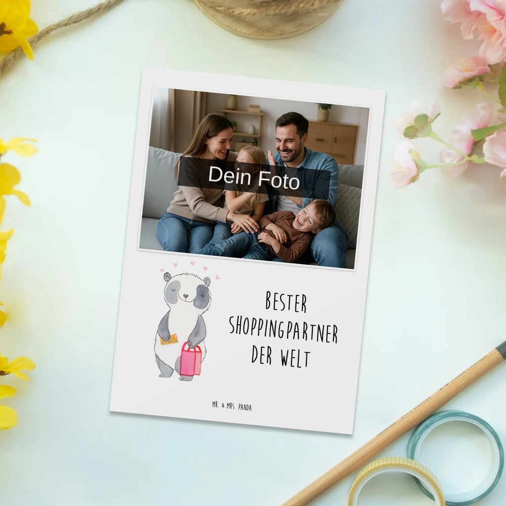 Personalisierte Foto Postkarte Panda Bester Shoppingpartner der Welt Personalisierte Foto Postkarte, für, Dankeschön, Geschenk, Schenken, Geburtstag, Geburtstagsgeschenk, Geschenkidee, Danke, Bedanken, Mitbringsel, Freude machen, Geschenktipp, Queen, bff, Freund, Einkaufen, Shopping, Bester, Freundin, Shopping-Queen, Shoppingpartner, Shoppen, Partner, Begleitung