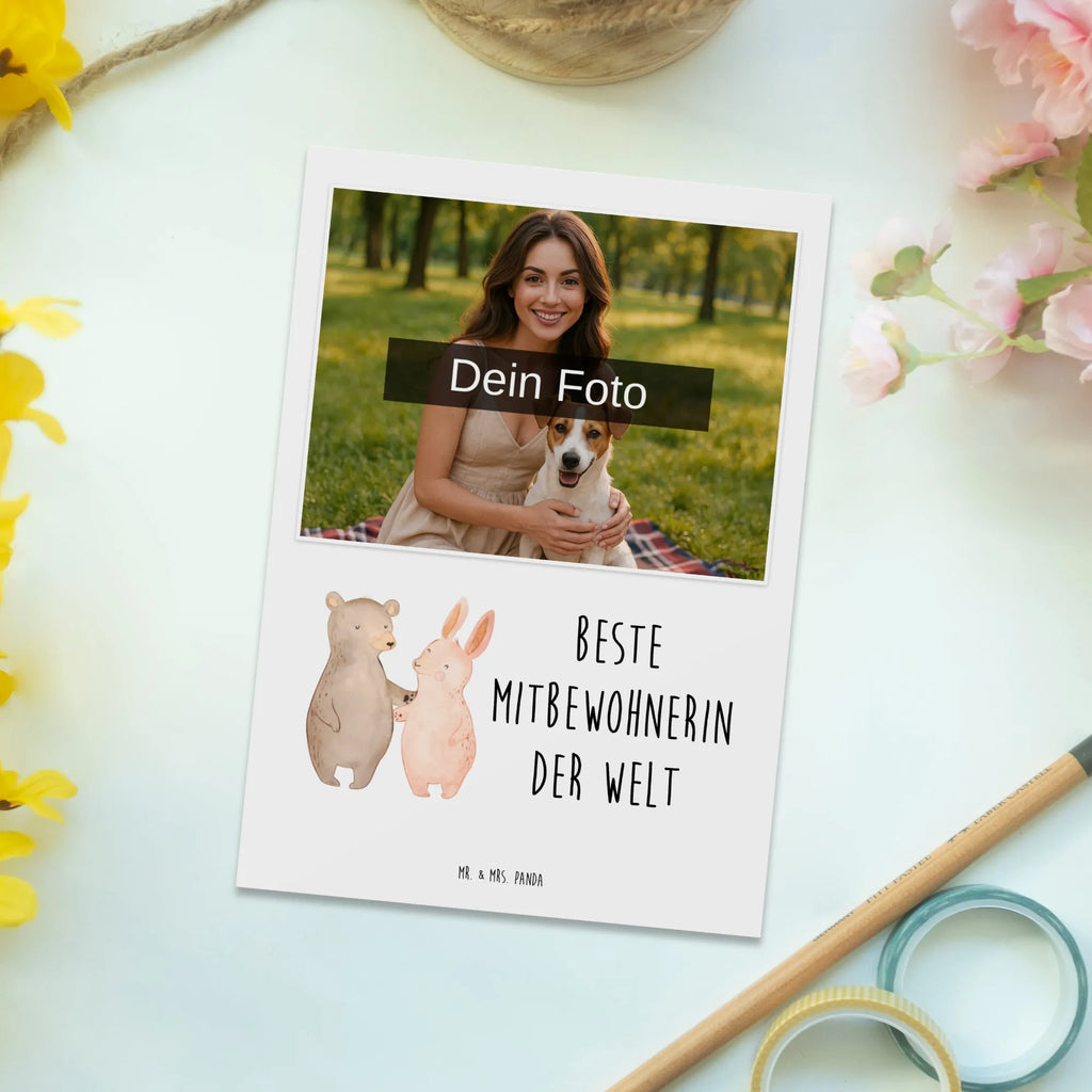 Personalisierte Foto Postkarte Hase Beste Mitbewohnerin der Welt Personalisierte Foto Postkarte, für, Dankeschön, Geschenk, Schenken, Geburtstag, Geburtstagsgeschenk, Geschenkidee, Danke, Bedanken, Mitbringsel, Freude machen, Geschenktipp, Mitbewohnerin, WG, Zimmernachbarin, Wohngemeinschaft, WG-Bewohnerin, Zimmerkollegin, Zimmergenossin, Stubenkameradin