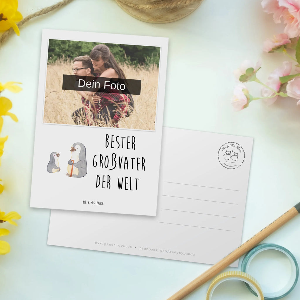 Personalisierte Foto Postkarte Pinguin Bester Großvater der Welt Personalisierte Foto Postkarte, für, Dankeschön, Geschenk, Schenken, Geburtstag, Geburtstagsgeschenk, Geschenkidee, Danke, Bedanken, Mitbringsel, Freude machen, Geschenktipp, Großvater, Grossvater, Opa, Opi. Großpapa, Großeltern, Enkel, Enkelin, Enkelkind, Kleinigkeit, Oppa, Oppi, Bester
