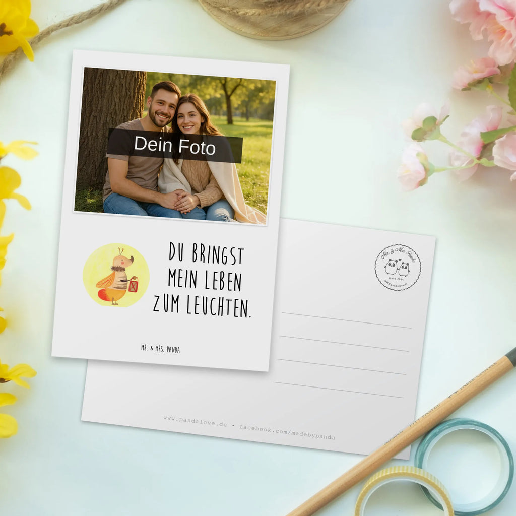 Personalisierte Foto Postkarte Glühwürmchen Personalisierte Foto Postkarte, Tiermotive, Gute Laune, lustige Sprüche, Tiere, Liebe, Verlobung, Leuchten, Lieblingsmensch, magisch, Glühwurm, Liebesbeweis, Jahrestag, Falter, Heiratsantrag, Glühwürmchen, Liebesspruch
