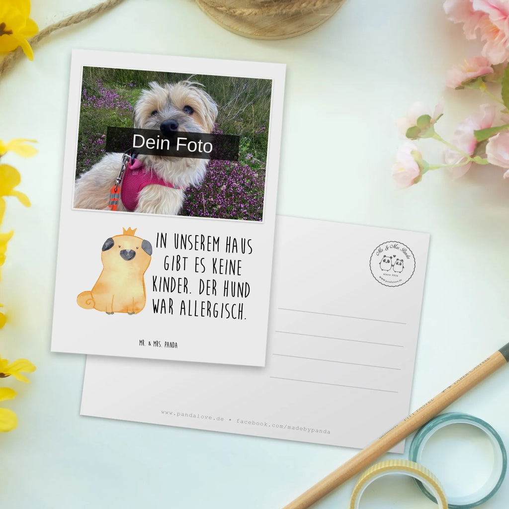 Personalisierte Foto Postkarte Mops Krone Personalisierte Foto Postkarte, Hund, Hundemotiv, Haustier, Hunderasse, Tierliebhaber, Hundebesitzer, Sprüche, Hundebesitzer. Spruch, Hausregel, lustig, kinderlos, allergisch, Mops