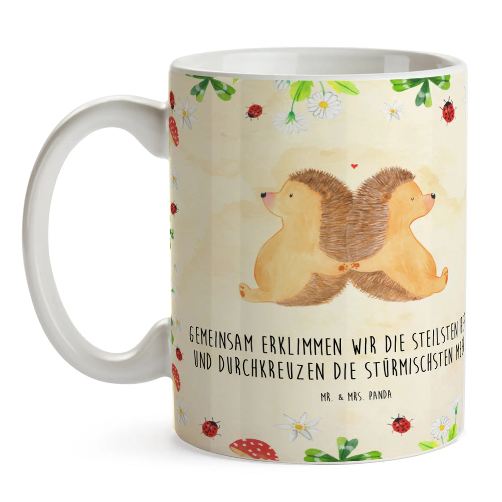 Personalisierte Foto Tasse Igel händchenhaltend Personalisierte Foto Tasse, Liebe, Partner, Freund, Freundin, Ehemann, Ehefrau, Heiraten, Verlobung, Heiratsantrag, Liebesgeschenk, Jahrestag, Hocheitstag, Igelliebe, Lieblingsmensch, Hand in Hand, Liebesbeweis, Hochzeit, große Liebe, Gemeinsamkeit, Igel, Love, Liebesbotschaft, Geschenk für zwei
