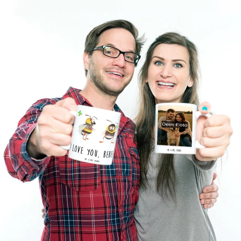 Personalisierte Foto Tasse Bienen Paar Personalisierte Foto Tasse, Liebe, Partner, Freund, Freundin, Ehemann, Ehefrau, Heiraten, Verlobung, Heiratsantrag, Liebesgeschenk, Jahrestag, Hocheitstag, Geschenk für Partner, Schildkröten, für Männer, verliebte Schildkröten, für Ehemann, Geschenk für Freundin, Liebesbeweis, Geschenk für Frauen, Valentinstag, Hochzeitstag, Mitbringsel