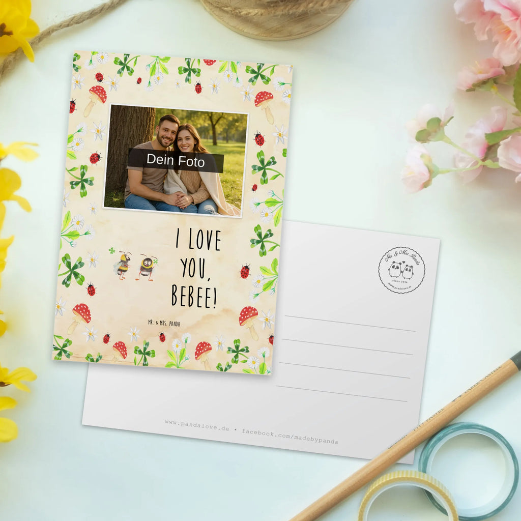 Personalized Photo Postcard bees Pair Personalisierte Foto Postkarte, Liebe, Partner, Freund, Freundin, Ehemann, Ehefrau, Heiraten, Verlobung, Heiratsantrag, Liebesgeschenk, Jahrestag, Hocheitstag, Valentinstag, Geschenk für Frauen, Hochzeitstag, Mitbringsel, Geschenk für Freundin, Geschenk für Partner, Liebesbeweis, für Männer, für Ehemann, Schildkröten, verliebte Schildkröten
