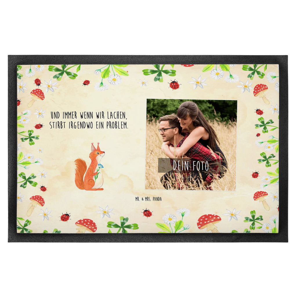 Personalisierte Foto Fußmatte Eichhörnchen Blume Personalisierte Foto Fußmatte, Tiermotive, Gute Laune, lustige Sprüche, Tiere, Spruch Deko, Lachen, Motivation Bilder, Spaß, glücklich Spruch, Spruch positiv, Eichhorn, Eichhörnchen, Motivation Sprüche
