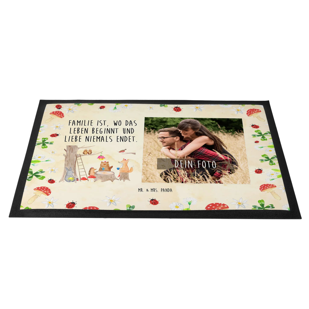 Personalisierte Foto Fußmatte Waldtiere Picknick Personalisierte Foto Fußmatte, Tiermotive, Gute Laune, lustige Sprüche, Tiere, Igel, Fuchs, Waldtiere, Eichhörnchen, Hase, Wald, Picknick, Maus