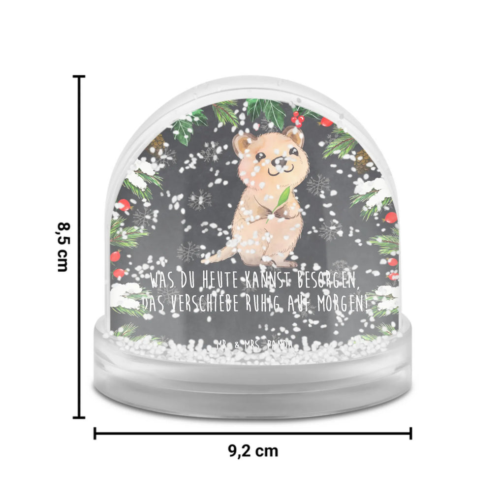 Snow globe Quokka Happy Schneekugel Nostalgisch, XXL Schneekugel, Schneekugel Mit Motiv, Schneekugel Für Erwachsene, Schneekugel Mit Schneemann, Schneekugel Für Weihnachten, Weihnachtskugel, Schneekugel Klassisch, Mini Schneekugel, Schneekugel Aus Kunststoff, Schüttelkugel, Schneekugeln, Schneekugel Mit Engel, Schneekugel Für Deko, Deko Schneekugel, Glaskugel Mit Schnee, Schneekugel Romantisch, Schneekugel Mit Spieluhr, Schneekugel Aus Glas, Schneekugel Mit Schnee-Effekt, Schneekugel Mit Herz, Schneekugel Mit Stadtmotiv, Schneekugel Für Advent, Schneekugel Mit Haus, Schneekugel Mit Tiermotiv, Schneekugel Für Kinder, Schneekugel Mit Musik, Winterdeko Kugel, Schneekugel Mit Glitzer, Schneekugel Mit Weihnachtsmann, Schneekugel Klein, Winterkugel, Schneekugel Groß, Schneekugel Als Geschenk, Schneekugel Mit Licht, Schneekugel Vintage, Schneekugel Handgemacht, Schneekugel Mit Tannenbaum, Schneekugel Modern, Geschenkidee Schneekugel, Schneekugel Für Sammler, Schneekugel, Schneekugel Weihnachten, Schneekugel Mit Figur, Tiermotive, Gute Laune, lustige Sprüche, Tiere, Niedliches Tier, Verschieben, Lustiger Spruch, Dinge erledigen, Aufschieberitis, Quokka