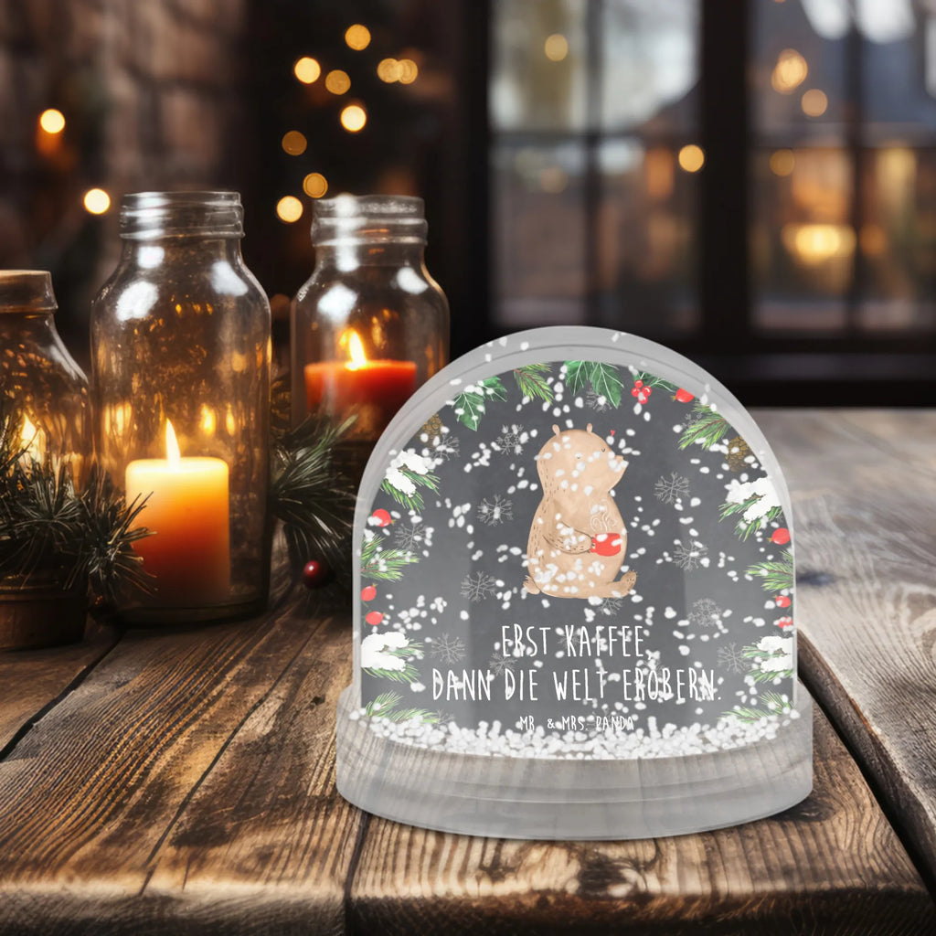 Snow globe bear Coffee Deko Schneekugel, Schneekugel Für Weihnachten, Schneekugel Mit Motiv, Schneekugel Mit Musik, Schneekugel Handgemacht, Schneekugel Weihnachten, Winterkugel, Schneekugel Mit Stadtmotiv, Schneekugel Mit Engel, Schneekugel Groß, Schneekugel Klassisch, Glaskugel Mit Schnee, Schneekugel Als Geschenk, Weihnachtskugel, Schneekugel Vintage, Winterdeko Kugel, Schneekugel Mit Glitzer, Schneekugeln, Mini Schneekugel, Geschenkidee Schneekugel, Schneekugel Für Kinder, Schneekugel Für Deko, Schneekugel Für Erwachsene, Schneekugel Aus Glas, XXL Schneekugel, Schneekugel Mit Weihnachtsmann, Schneekugel Mit Licht, Schneekugel Aus Kunststoff, Schneekugel Mit Spieluhr, Schneekugel Mit Haus, Schneekugel Modern, Schneekugel, Schneekugel Romantisch, Schneekugel Für Advent, Schneekugel Mit Tiermotiv, Schneekugel Nostalgisch, Schneekugel Mit Schnee-Effekt, Schüttelkugel, Schneekugel Mit Herz, Schneekugel Mit Figur, Schneekugel Klein, Schneekugel Mit Tannenbaum, Schneekugel Mit Schneemann, Schneekugel Für Sammler, Bär, Teddy, Teddybär, Welt retten, guten Morgen, Bären, Kaffee, Coffee, Motivation, Welt erobern, Morgenroutine