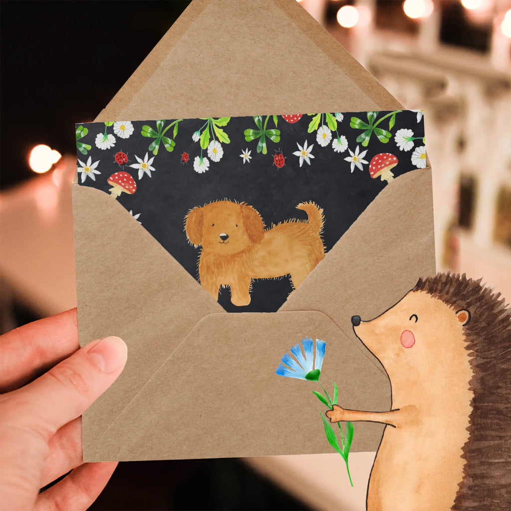 Deluxe Karte Hund Flauschig Hochzeitskarte, Grußkarte, lustige karten, Hochwertige Grußkarte, Glückwunschkarte, weihnachtskarte, Karte, geburtskarte, Klappkarte, Hochwertige Klappkarte, quadratische karte, Einladungskarte, Dankeskarte, Gutscheinkarte, Geburtstagskarte, sprüche karten, abschiedskarte, Geschenkkarte, Sprüche, Hunderasse, Tierliebhaber, Haustier, Hundemotiv, Hund, Hundebesitzer, Hundemama, Hundeliebe, Hunde, Frauchen