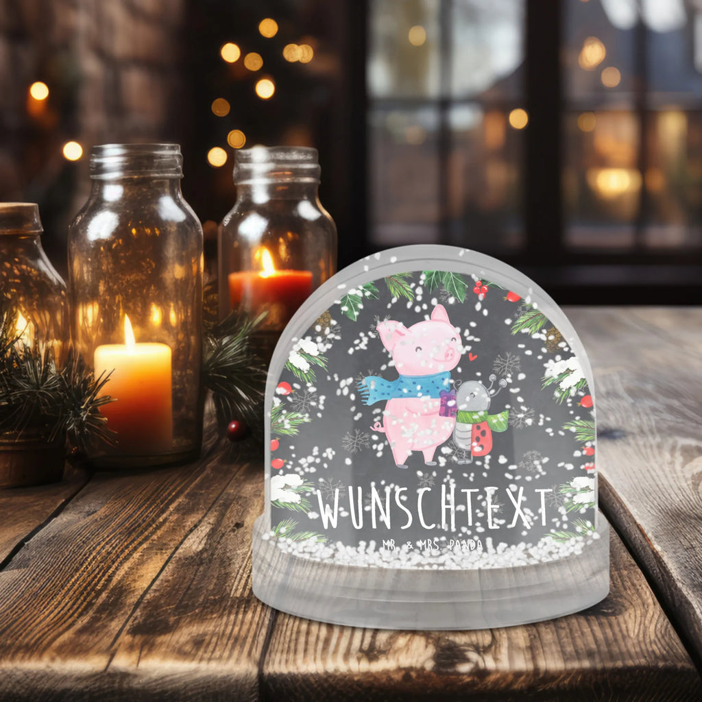 Personalisierte Schneekugel Glühschwein Smörle Schneekugel Für Sammler Personalisiert, Romantische Schneekugel Mit Wunschtext, Schneekugel Mit Herz Und Namen, Winterkugel Mit Wunschtext, Schneekugel Mit Gravur, Schneekugel Mit Stadtmotiv Und Namen, Schneekugel Mit Initialen, Schneekugel Für Erwachsene Mit Namen, Schneekugel Als Geschenk Mit Namen, Glaskugel Mit Namen, Schneekugel Mit Spruch, Schneekugel Für Paare Mit Gravur, Weihnachtskugel Mit Wunschtext, Schneekugel Mit Figur Und Gravur, Klassische Schneekugel Mit Namen, Schneekugel Mit Datum, Schneekugel Mit Text, Schneekugel Mit Wunschtext, Personalisierte Schneekugel, Schneekugel Für Kinder Mit Wunschtext, Schneekugel Mit Spieluhr Und Gravur, Geschenkidee Schneekugel Mit Namen, Schneekugel Mit Liebevollem Text, Moderne Schneekugel Mit Text, Schneekugel Selbst Gestalten, Schneekugel Mit Namen, Schneekugel Weihnachten Mit Namen, Schneekugel Mit Licht Und Wunschtext, Schneekugel Mit Tiermotiv Und Wunschtext, Winter, Weihnachten, Weihnachtsdeko, Nikolaus, Advent, Heiligabend, Wintermotiv, Süßer Marienkäfer gibt Geschenk, Smörle der stolze Marienkäfer, Herzliches Marienkäfer Motiv, Romantische Geschenkidee Glühwein, Winterlicher Glühwein Spruch, Kreatives Glühschwein Design, Handgezeichnetes Glühschwein, Glühwein Liebhaber Geschenk, Glühwein ist köstlich Spruch, Marienkäfer in Winterkleidung