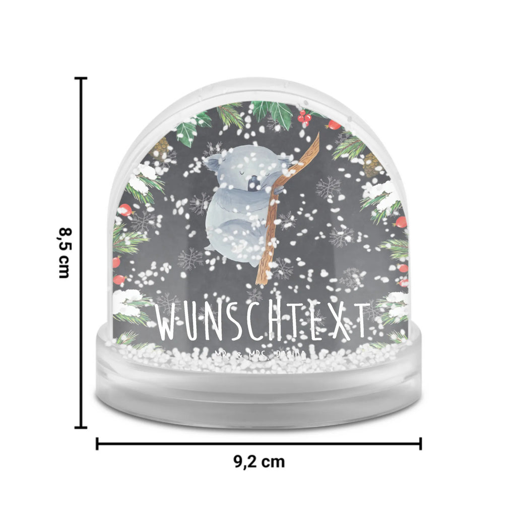 Personalisierte Schneekugel Koalabär Schneekugel Mit Wunschtext, Weihnachtskugel Mit Wunschtext, Schneekugel Mit Tiermotiv Und Wunschtext, Schneekugel Mit Text, Schneekugel Mit Namen, Schneekugel Für Erwachsene Mit Namen, Schneekugel Als Geschenk Mit Namen, Schneekugel Für Kinder Mit Wunschtext, Schneekugel Für Sammler Personalisiert, Winterkugel Mit Wunschtext, Schneekugel Mit Spruch, Schneekugel Mit Spieluhr Und Gravur, Geschenkidee Schneekugel Mit Namen, Schneekugel Mit Stadtmotiv Und Namen, Moderne Schneekugel Mit Text, Schneekugel Mit Gravur, Personalisierte Schneekugel, Schneekugel Selbst Gestalten, Romantische Schneekugel Mit Wunschtext, Klassische Schneekugel Mit Namen, Schneekugel Mit Initialen, Schneekugel Mit Figur Und Gravur, Schneekugel Weihnachten Mit Namen, Schneekugel Für Paare Mit Gravur, Glaskugel Mit Namen, Schneekugel Mit Licht Und Wunschtext, Schneekugel Mit Herz Und Namen, Schneekugel Mit Datum, Schneekugel Mit Liebevollem Text, Tiermotive, Gute Laune, lustige Sprüche, Tiere, Koala, Schlafzimmer, Koalabär, Bär, Traumland, schlafen, träumen, Traum