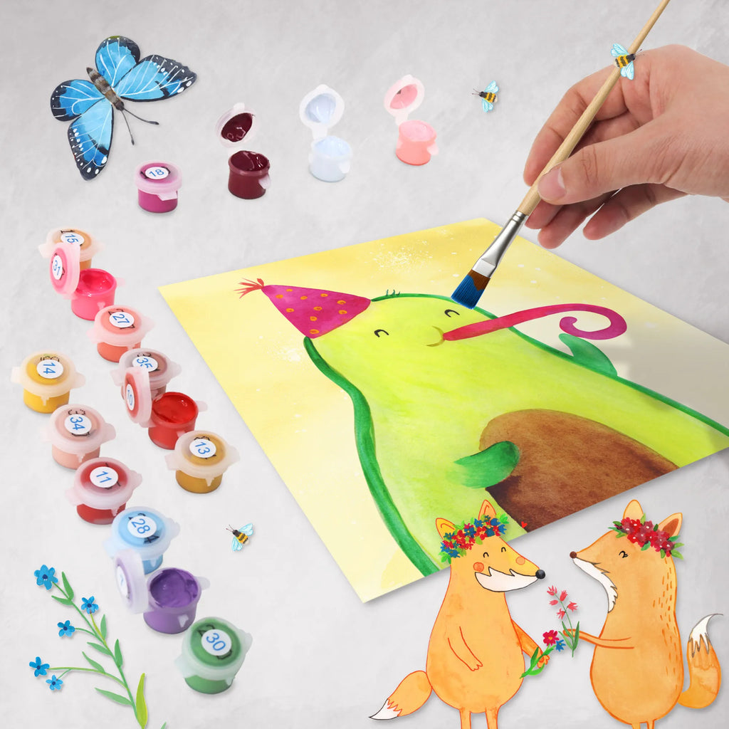 Paint by Numbers cut off avocado Celebration Motiv Baseln, Malen, Ausmalbild, DIY, Kreativität, Malen nach Zahlen, Kunstwerk, Bastelidee, Künstler, Avocado, Veggie, Vegan, Gesund, Tröte, Fete, Gute Laune, Geburtstag, Feierlichkeit, Party, Feier