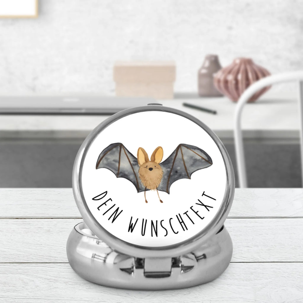 Personalisierte Pillendose Fledermaus Flügel Pillen, Personalisierte Pillendose, Tabletten, Personalisierte Dose, Pillendose mit Wunschnamen, Personalisierte Pillendose klein, Personalisierte Tablettenbox, Personalisierte Pillenorganizer, Personalisierter Tablettenorganizer, Tiermotive, Gute Laune, lustige Sprüche, Tiere