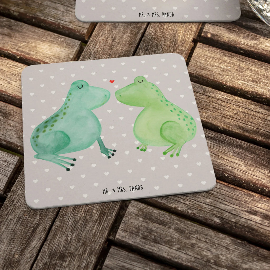 Bierdeckel Frosch Liebe Tischdeko, Bierdeckel, Gastgeschenk Hochzeit, Liebe, Partner, Freund, Freundin, Ehemann, Ehefrau, Heiraten, Verlobung, Heiratsantrag, Liebesgeschenk, Jahrestag, Hocheitstag, Geschenk Freund, Fröschchen, Frösche, Liebesbeweis, Geschenk Hochzeit, Froschkönig, Frosch, Verheiratet, Geschenk Freundin, Verliebt, Verlobt, Hochzeitstag