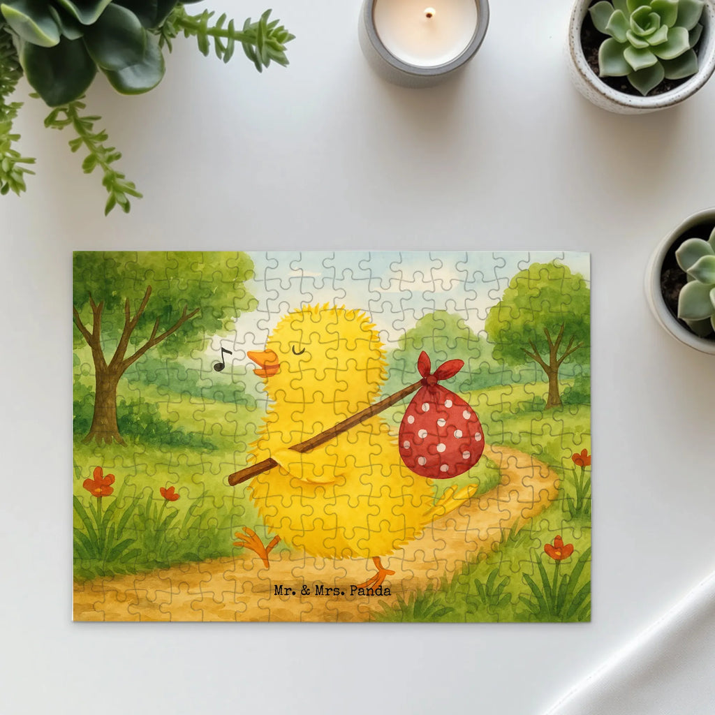 Puzzle chick wander Design Puzzle, Ostern, Osterhase, Ostergeschenke, Osternest, Osterdeko, Geschenke zu Ostern, Ostern Geschenk, Ostergeschenke Kinder, Ostern Kinder, Küken, Osterei, Ostereier, Ei, Frühlingsgefühle, Freude, Grüße, liebe Grüße, Frohe Ostern, Ostergrüße, Flausen, Wunder, Reisen, Weltenbummler, Zeit, Zeitmanagement, Backpacker