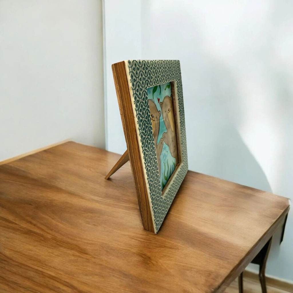 ORIGINAL Aquarell im Rahmen "Otterliebe" Original Leinwandbild, Original Ölgemälde, Original Expressionismus, Original Texturiertes Gemälde, Original Impressionismus, Original Gemälde Abstrakt, Original Rahmenlos, Original Landschaftsgemälde, Original Gemälde Stillleben, Original Großformat, Original Street Art, Original Gemälde Figürlich, Original Moderne Malerei, Original Diptychon, Original Pastellzeichnung, Original Stillleben, Original Pop Art Gemälde, Original Künstlerarbeit, Originalbild, Original Gemälde Auf Holz, Original Aquarell, Original Gemälde Auf Karton, Original Kunstwerk, Original Minimalistisches Gemälde, Originaldruck Auf Leinwand, Handgemaltes Gemälde, Original Realismus, Original Kunst Sammlerstück, Original Kleinformat, Original Gemälde Porträt, Unikat Gemälde, Original Gemälde Auf Papier, Original Galeriequalität, Original Limitierte Auflage, Original Farbverlauf, Original Surrealismus, Original Mischtechnik, Original Gemälde, Original Mit Rahmen, Original Abstraktes Gemälde, Original Figurative Malerei, Original Acrylgemälde, Original Grafisches Gemälde, Original Portraitgemälde, Original Triptychon, Original Gemälde Landschaft, Original Urban Art, Original Signiertes Gemälde, Mr. & Mr. Panda Unikate, Mr. & Mrs. Panda Originale