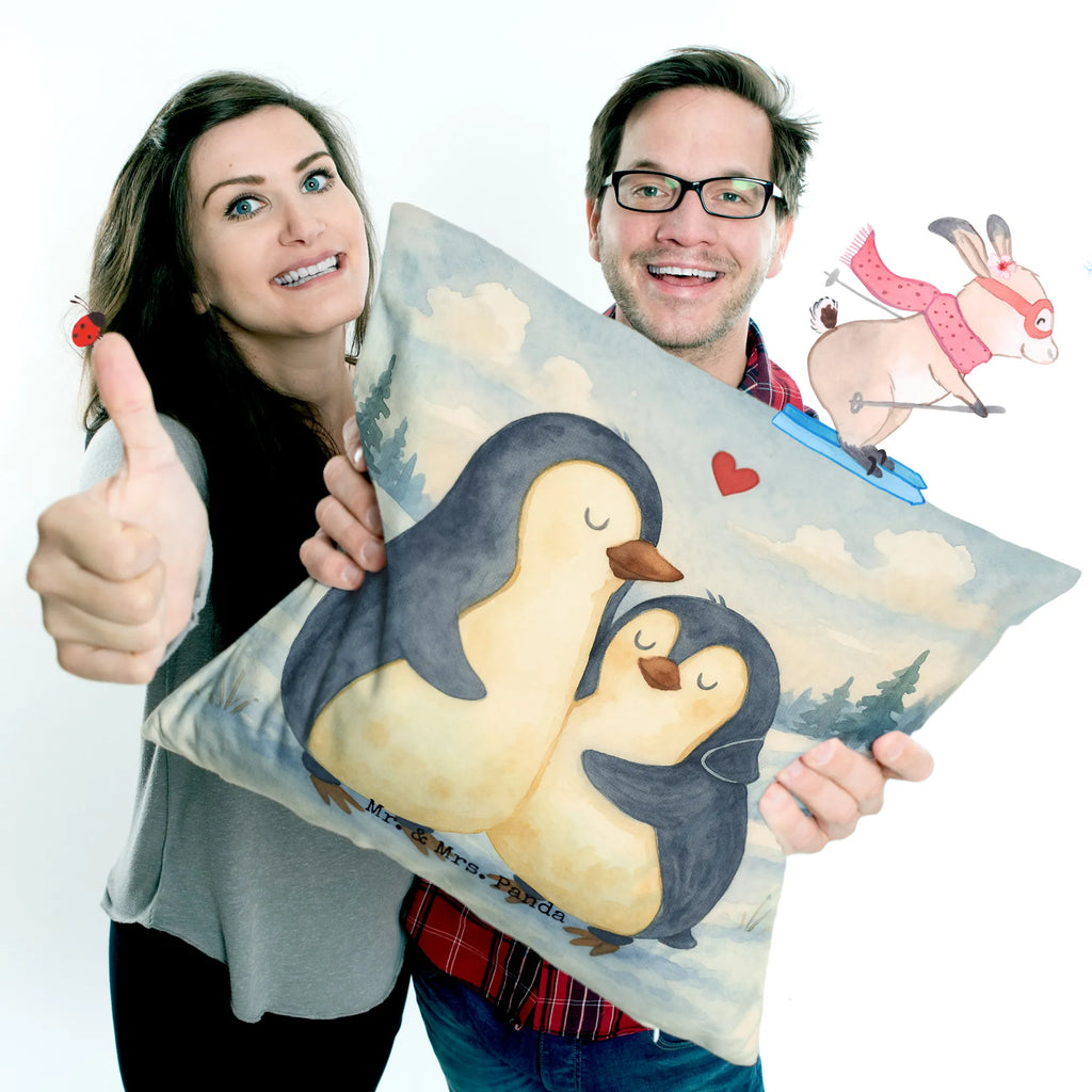 Cushion Penguin embrace Design Kissenhülle, Kopfkissen, Sofakissen, Dekokissen, Motivkissen, sofakissen, sitzkissen, Kissen, Kissenbezüge, Kissenbezug 40x40, Kissen 40x40, Kissenhülle 40x40, Zierkissen, Couchkissen, Dekokissen Sofa, Sofakissen 40x40, Dekokissen 40x40, Kopfkissen 40x40, Kissen 40x40 Waschbar, Pinguin, Liebe, Liebespaar, Liebesbeweis, Liebesgeschenk, Verlobung, Jahrestag, Hochzeitstag, Hochzeit, Hochzeitsgeschenk