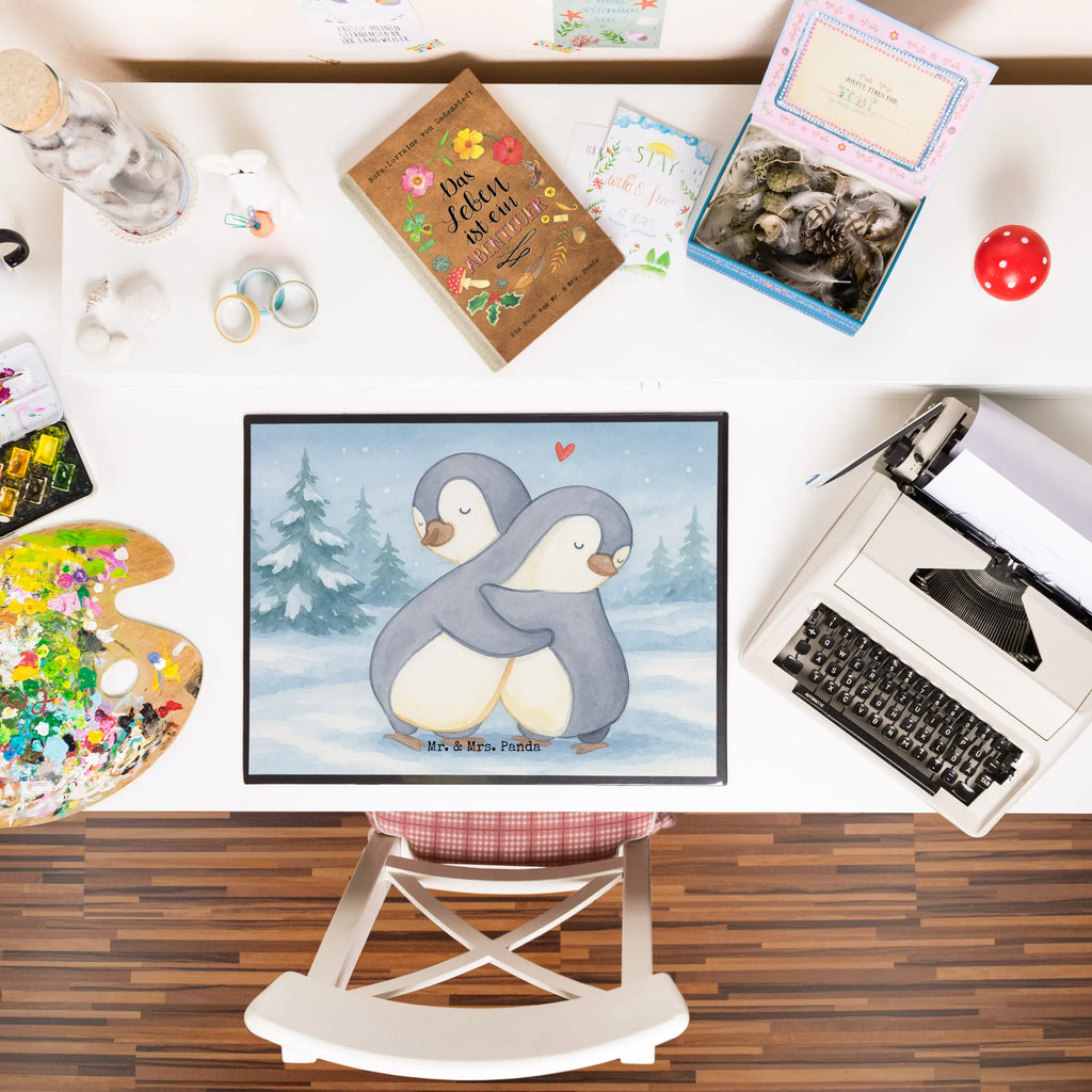 Desk pad penguins Cuddle Design Schreibunterlage, Schreibtischauflage, Bürobedarf, Büroartikel, Schreibwaren, Schreibtisch Unterlagen, Schreibtischunterlage Groß, Liebe, Partner, Freund, Freundin, Ehemann, Ehefrau, Heiraten, Verlobung, Heiratsantrag, Liebesgeschenk, Jahrestag, Hocheitstag, Valentinstag, Geschenk für Frauen, Hochzeitstag, Mitbringsel, Geschenk für Freundin, Geschenk für Partner, Liebesbeweis, für Männer, für Ehemann