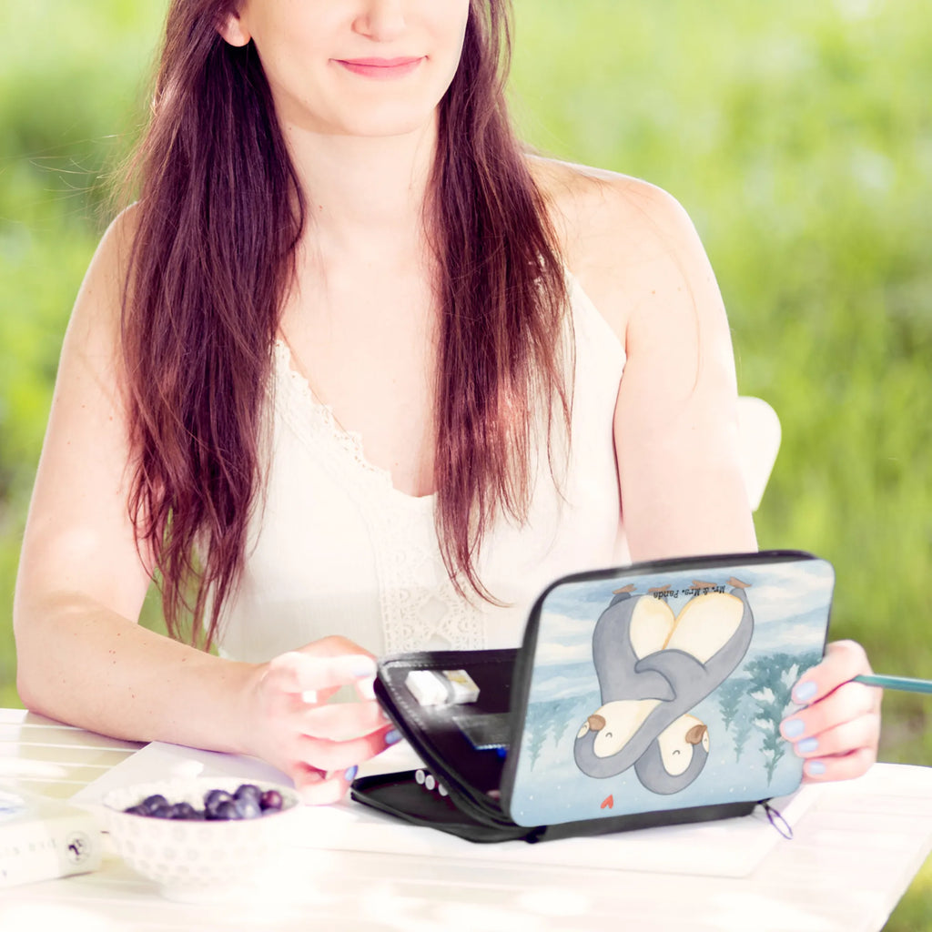 Piórnik pingwiny Przytulanie Design Kinder Federmappe, Schule, Einschulung, Federmäppchen, Schülerin, Geschenk, Grundschule, Federmäppchen bedruckt, Federmappe, Federmappe Einschulung, Büro Stifte Etui, Motiv, Stifte Etui, Bestückte Federmappe, Kind, Schüler, Stiftetasche, Stifterolle, Liebe, Partner, Freund, Freundin, Ehemann, Ehefrau, Heiraten, Verlobung, Heiratsantrag, Liebesgeschenk, Jahrestag, Hocheitstag, Geschenk für Partner, für Ehemann, für Männer, Mitbringsel, Geschenk für Frauen, Liebesbeweis, Hochzeitstag, Valentinstag, Geschenk für Freundin