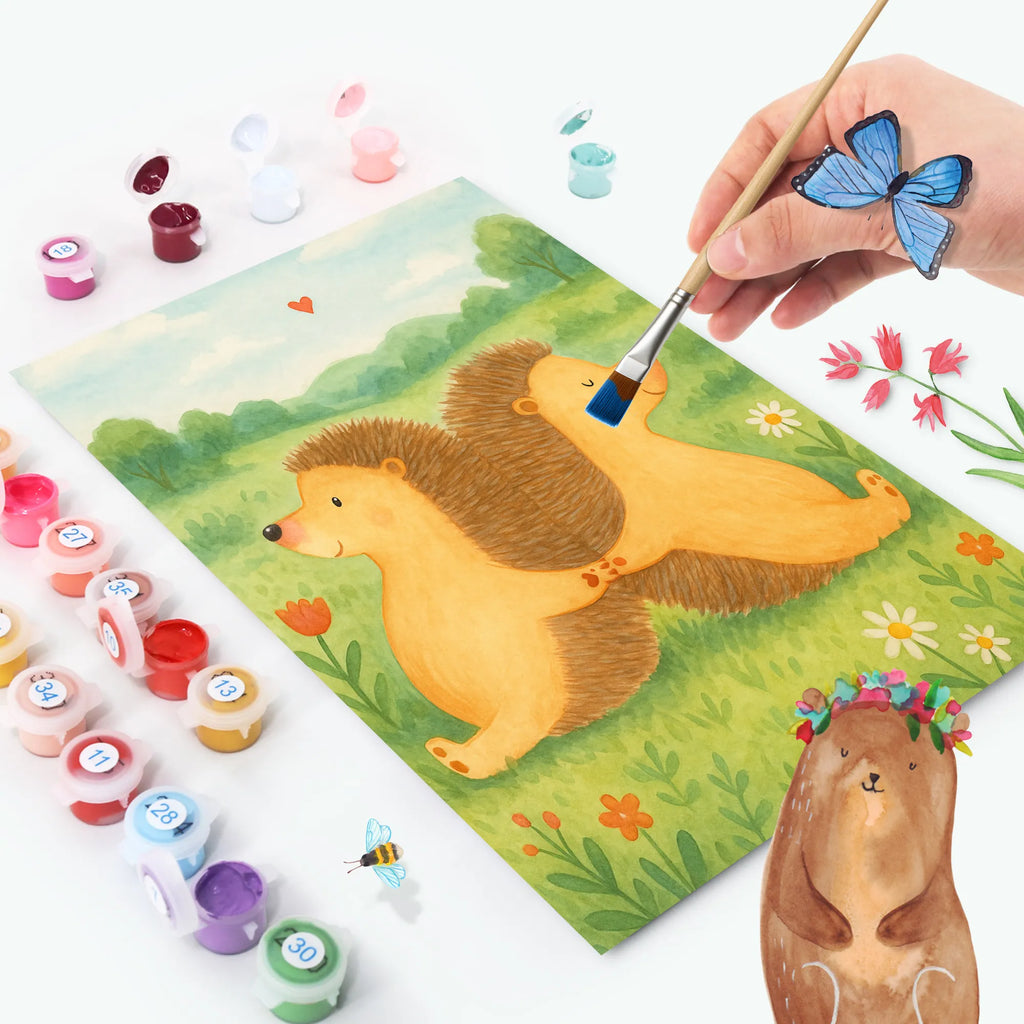 Malowanie według numerów Jeże trzymające się za łapki Design Baseln, Kreativität, Kunstwerk, Bastelidee, Malen, Ausmalbild, Künstler, Malen nach Zahlen, DIY, Liebe, Partner, Freund, Freundin, Ehemann, Ehefrau, Heiraten, Verlobung, Heiratsantrag, Liebesgeschenk, Jahrestag, Hocheitstag, Liebesbeweis, Gemeinsamkeit, Igel, Hand in Hand, Geschenk für zwei, Love, Liebesbotschaft, große Liebe, Lieblingsmensch, Igelliebe, Hochzeit