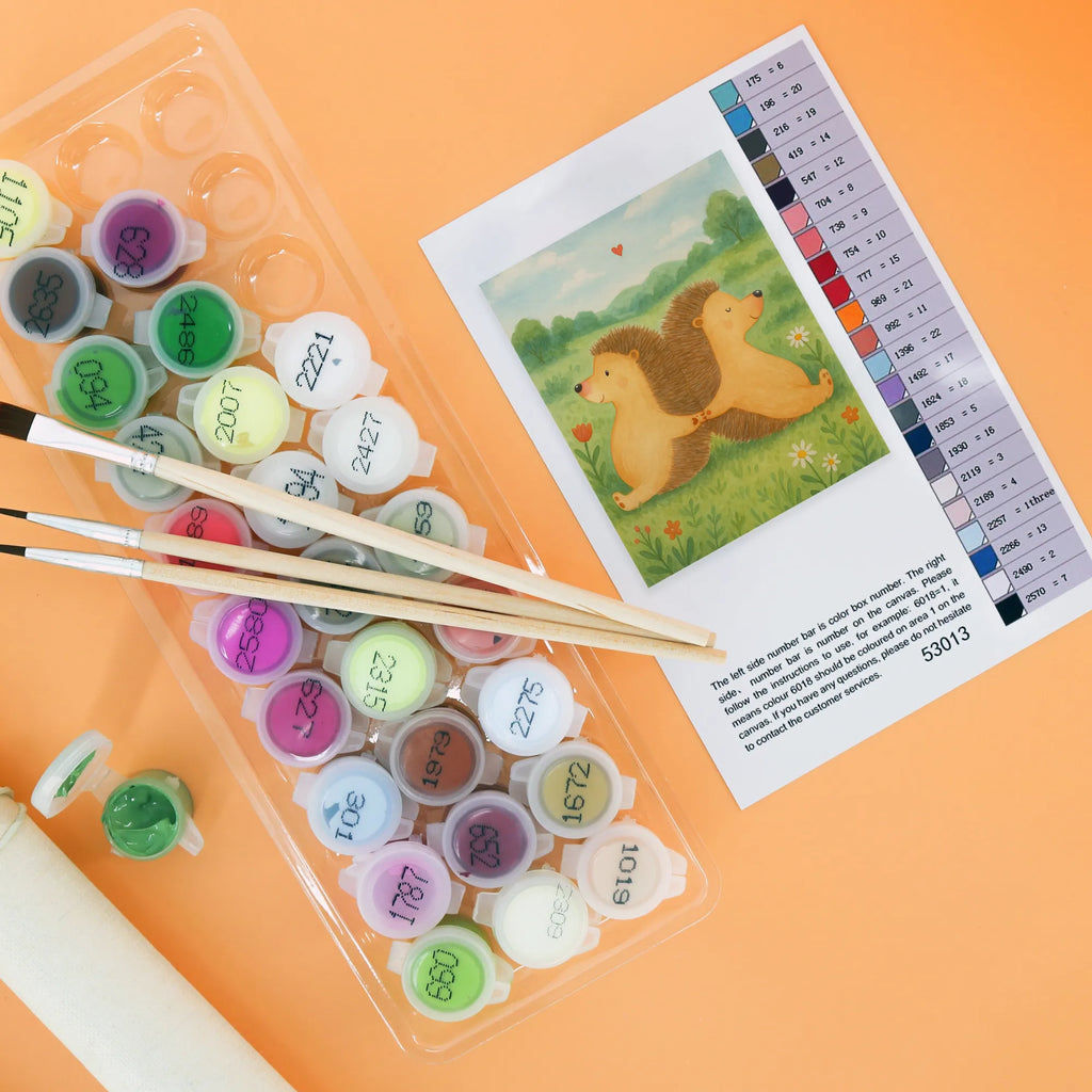 Malowanie według numerów Jeże trzymające się za łapki Design Baseln, Kreativität, Kunstwerk, Bastelidee, Malen, Ausmalbild, Künstler, Malen nach Zahlen, DIY, Liebe, Partner, Freund, Freundin, Ehemann, Ehefrau, Heiraten, Verlobung, Heiratsantrag, Liebesgeschenk, Jahrestag, Hocheitstag, Liebesbeweis, Gemeinsamkeit, Igel, Hand in Hand, Geschenk für zwei, Love, Liebesbotschaft, große Liebe, Lieblingsmensch, Igelliebe, Hochzeit