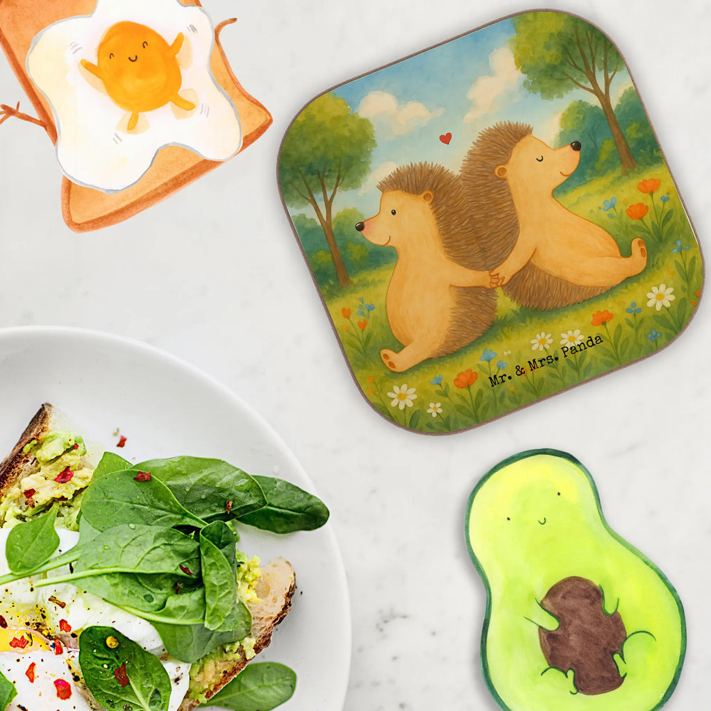 Square coaster Hedgehogs holding hands Design Untersetzer, Untersetzer Gläser, Untersetzer aus Holz, Glasuntersetzer, Untersetzer Holz, Bierdeckel, Untersetzer Design, Getränkeuntersetzer, Holzuntersetzer, Untersetzer für Gläser, Tassen Untersetzer, Korkuntersetzer, Liebe, Partner, Freund, Freundin, Ehemann, Ehefrau, Heiraten, Verlobung, Heiratsantrag, Liebesgeschenk, Jahrestag, Hocheitstag, Igel, Gemeinsamkeit, große Liebe, Igelliebe, Liebesbeweis, Hand in Hand, Lieblingsmensch, Liebesbotschaft, Love, Geschenk für zwei, Hochzeit