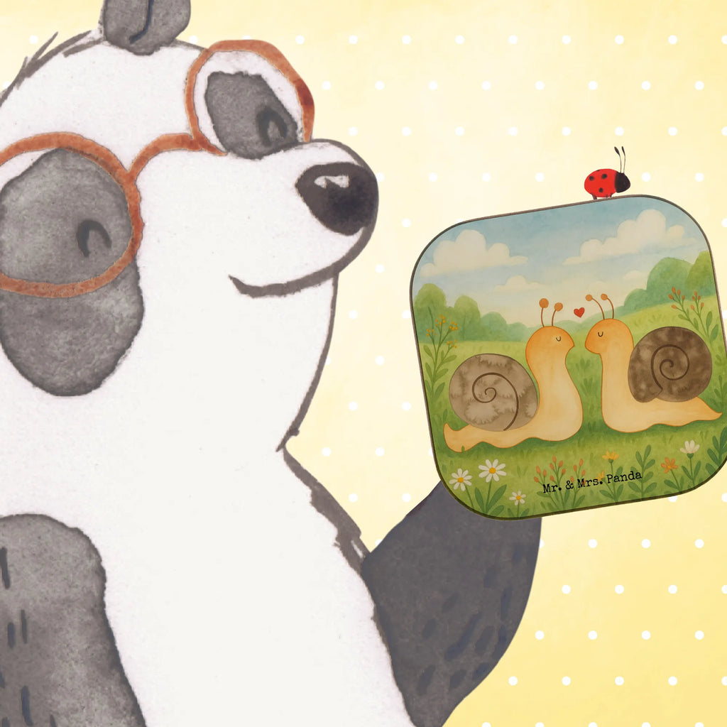 Square coaster Snails in love Design Holzuntersetzer, Untersetzer Holz, Tassen Untersetzer, Untersetzer aus Holz, Untersetzer für Gläser, Korkuntersetzer, Untersetzer Design, Glasuntersetzer, Getränkeuntersetzer, Bierdeckel, Untersetzer, Untersetzer Gläser, Liebe, Partner, Freund, Freundin, Ehemann, Ehefrau, Heiraten, Verlobung, Heiratsantrag, Liebesgeschenk, Jahrestag, Hocheitstag