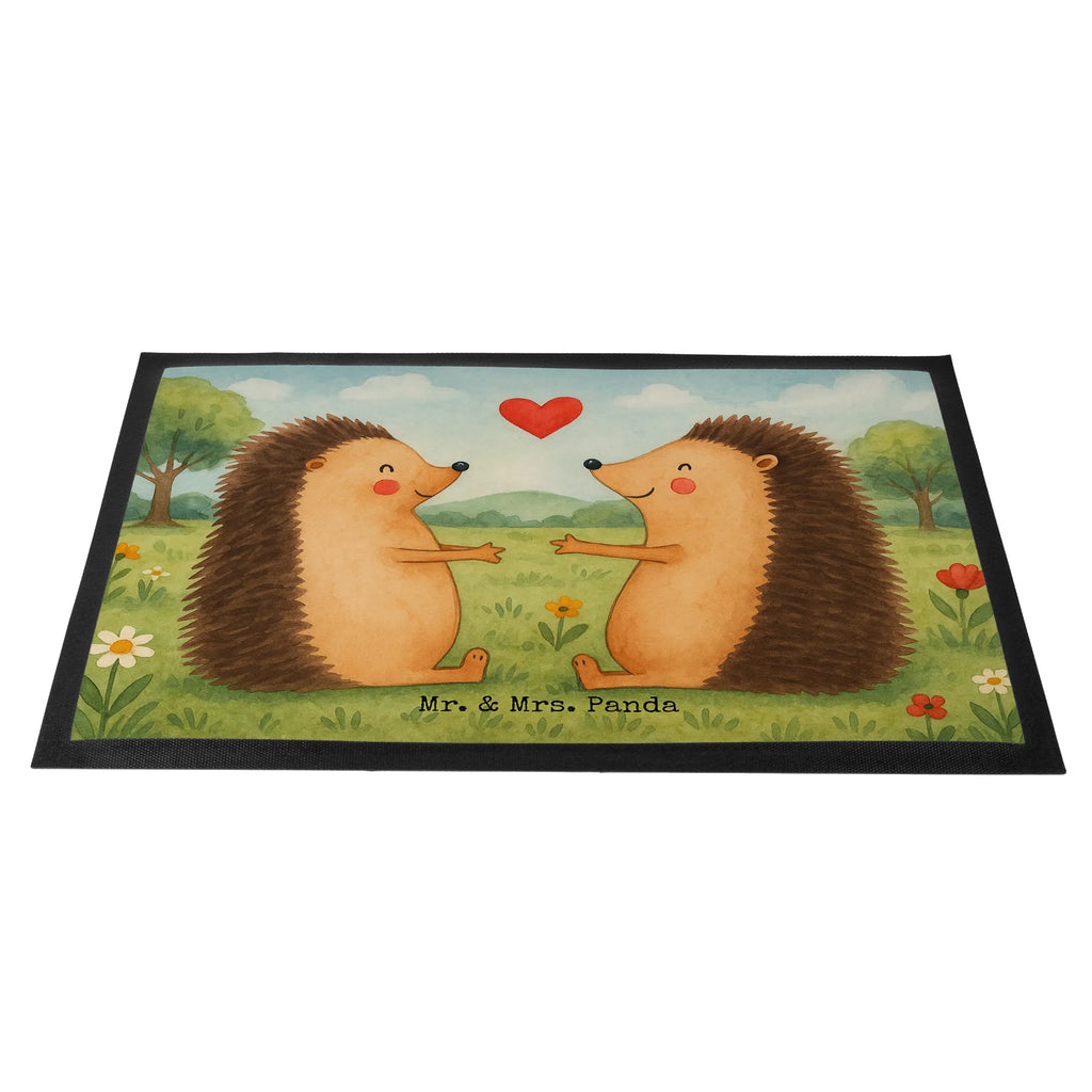 Doormat Hedgehogs in love Design Matte, Sauberlaufmatte, Fußmatte außen, Fußmatte innen, Schmutzfänger, Fußmatte waschbar, Türvorleger, Gummimatte, Gummi Matte, Fußmatte outdoor, Schmutzfangmatte waschbar, Fußabstreifer, Schmutzfangmatte, Türmatte, Fussmatten, Motivfußmatte, Schmutzfangteppich, Vorleger, Schmutzmatte, Fussmatten online, Fußmatten, Eingangsteppich, Fußabtreter, Haustürmatte, Fußmatte außen wetterfest, Fußabstreifer außen, Fußabtreter außen, Liebe, Partner, Freund, Freundin, Ehemann, Ehefrau, Heiraten, Verlobung, Heiratsantrag, Liebesgeschenk, Jahrestag, Hocheitstag, Liebesbeweis, Verliebt, Geschenk, Verlobt, Hochzeitstag, Verheiratet, Igel, Hochzeit