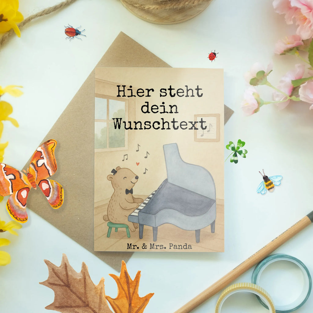 Personalised greetings card Bear piano Design Personalisiertere Klappkarte, Grußkarte selber drucken, Personalisierte Hochzeitskarte, Personalisierte Karte, Personalisierte Grußkarte, Grußkarte selbst gestalten, Personalisierte Geburtstagskarte, Grußkarte mit Namen, Grußkarten personalisiert, Personalisierte Glückwunschkarte, Grußkarte mit persönlichen Nachrichten, Grußkarte als Geldgeschenk, Personalisierte Einladungskarte, Instrumente, Geschenke Musiker, Musikliebhaber, Pianist, Flügel, Bär, Klassik, Konzert, Klavier
