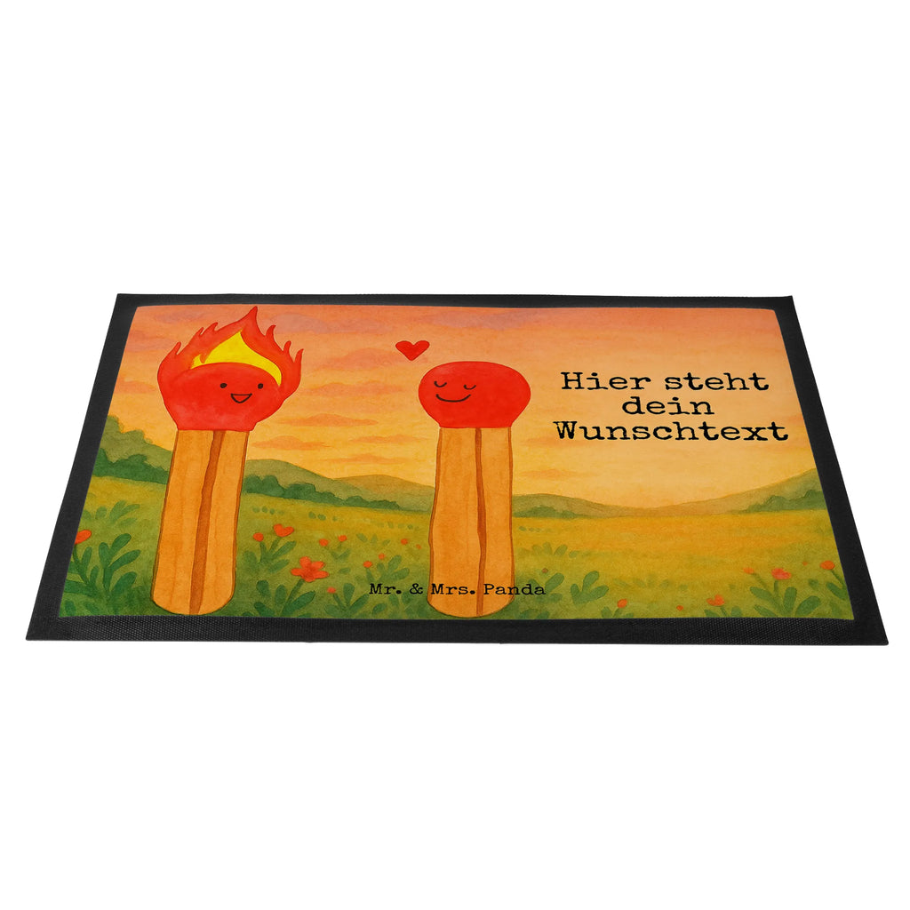 Spersonalizowana wycieraczka Zapałki Design Personalisieruung, Personalisierte Fußmatte, Fußmatte bedrucken, Fußmatte mit Namen, Haustürmatte personalisiert, Namensfussmatte, Bedrucken, Türvorleger personalisiert, Türvorleger mit Namen, Personalisiert, Wunschnamen, Liebe, Partner, Freund, Freundin, Ehemann, Ehefrau, Heiraten, Verlobung, Heiratsantrag, Liebesgeschenk, Jahrestag, Hocheitstag, Streichhölzer