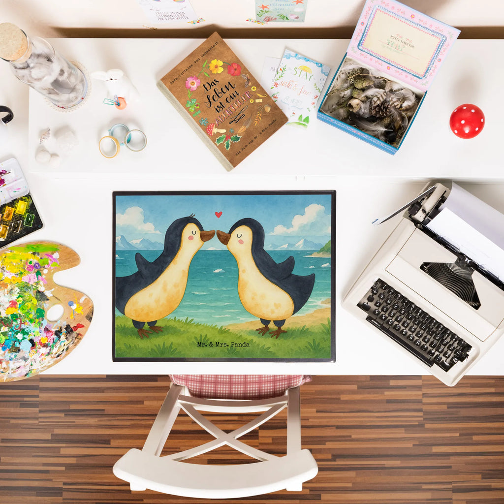 Podkładka na biurko Pingwiny Pocałunek Design Schreibtischauflage, Schreibunterlage, Schreibwaren, Bürobedarf, Büroartikel, Schreibtisch Unterlagen, Schreibtischunterlage Groß, Liebe, Partner, Freund, Freundin, Ehemann, Ehefrau, Heiraten, Verlobung, Heiratsantrag, Liebesgeschenk, Jahrestag, Hocheitstag, Valentinstag, Mitbringsel, Geschenk für Partner, Hochzeitstag, Geschenk für Frauen, Liebesbeweis, Geschenk für Freundin, für Männer, für Ehemann