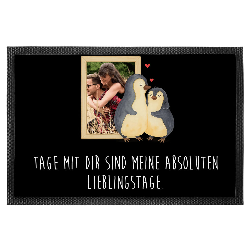 Personalisierte Foto Fußmatte Pinguin umarmen Design Personalisierte Foto Fußmatte, Pinguin, Verlobung, Hochzeitstag, Liebesbeweis, Liebesgeschenk, Liebespaar, Jahrestag, Hochzeit, Liebe, Hochzeitsgeschenk