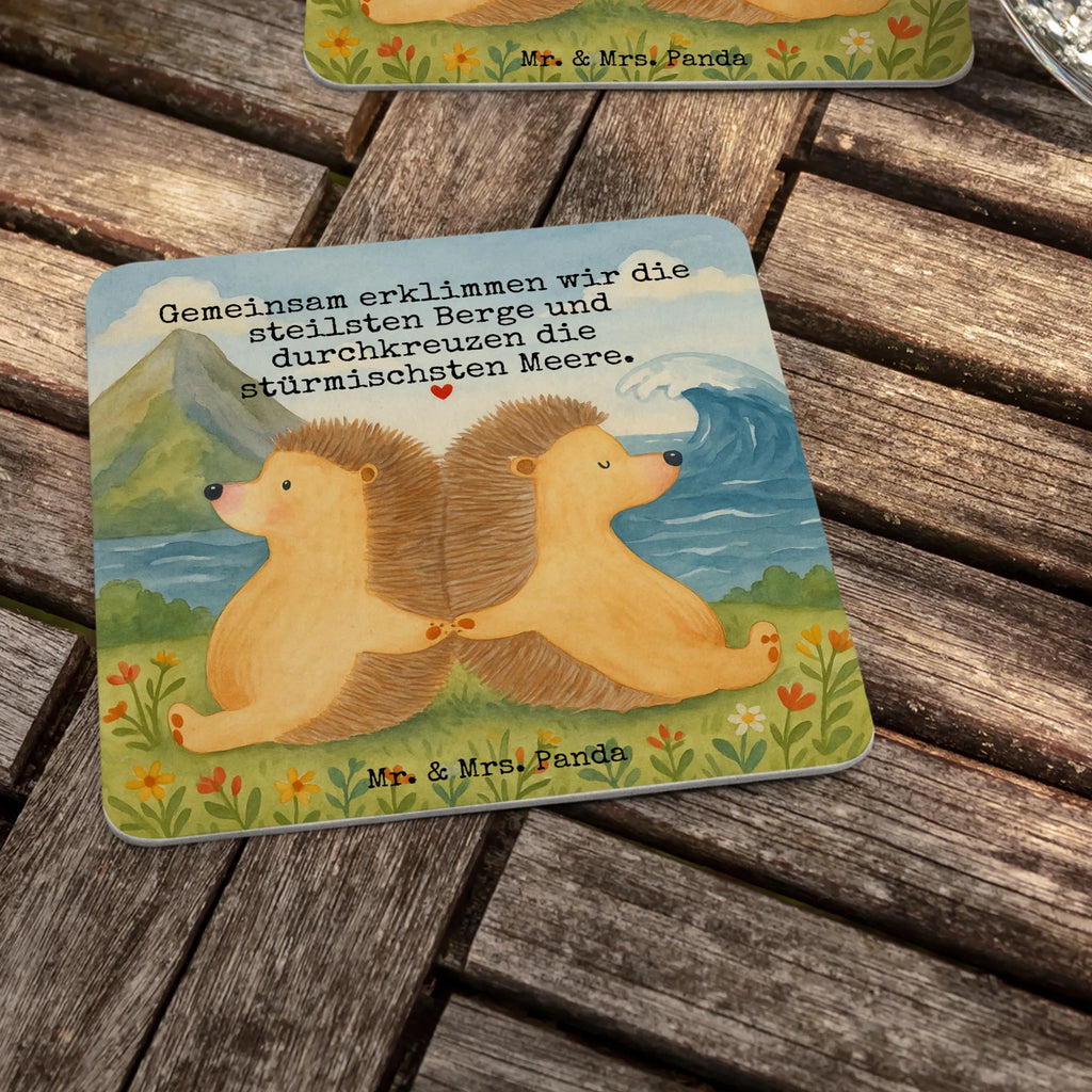 Bierdeckel Igel händchenhaltend Design Bierdeckel, Tischdeko, Gastgeschenk Hochzeit, Liebe, Partner, Freund, Freundin, Ehemann, Ehefrau, Heiraten, Verlobung, Heiratsantrag, Liebesgeschenk, Jahrestag, Hocheitstag, Love, Igelliebe, Liebesbeweis, Geschenk für zwei, Hochzeit, Igel, Lieblingsmensch, große Liebe, Hand in Hand, Gemeinsamkeit, Liebesbotschaft