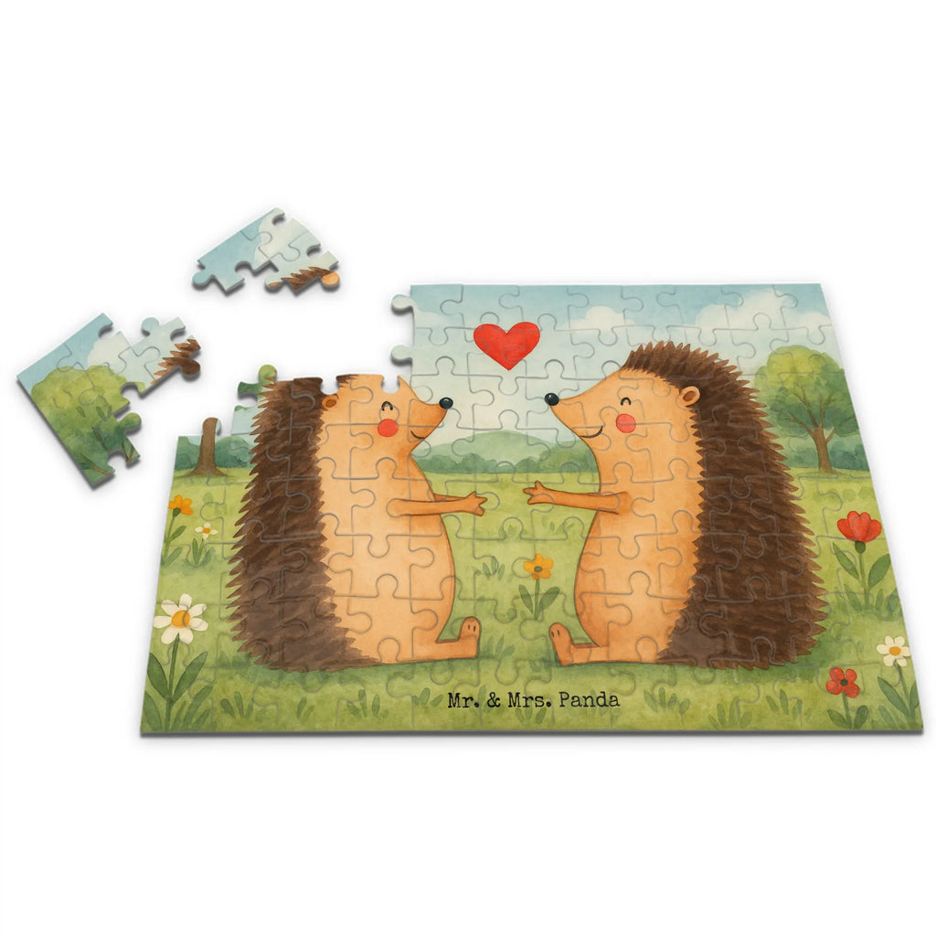 Puzzle Hedgehogs in love Design Puzzle, Liebe, Partner, Freund, Freundin, Ehemann, Ehefrau, Heiraten, Verlobung, Heiratsantrag, Liebesgeschenk, Jahrestag, Hocheitstag, Verliebt, Geschenk, Liebesbeweis, Verlobt, Hochzeitstag, Igel, Verheiratet, Hochzeit
