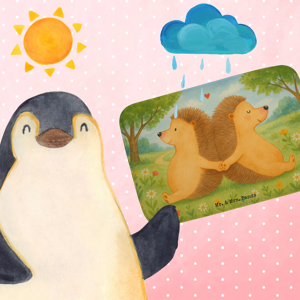 Badematte Igel händchenhaltend Design Badläufer, Badematten Set, Rutschfester Badvorleger, Duschvorleger, Badvorleger Für Gäste-WC, Waschbarer Badvorleger, Weicher Badvorleger, Rechteckiger Badvorleger, Teppich Fürs Bad, Bad Fußmatte, Badvorleger Mikrofaser, Badmatte Waschbar, Badvorleger Für Dusche, Badvorleger Für Badewanne, Runder Badvorleger, Badematte Rutschfest, Badvorleger Weiß, Badvorleger Design, Badvorleger Klassisch, Badvorleger Schwarz, Saugfähiger Badvorleger, Badezimmerteppich, Badvorleger, Badvorleger Baumwolle, Badgarnitur, Badvorleger Groß, Badvorleger Klein, Badvorleger Modern, Badvorleger Gemustert, Badvorleger Nachhaltig, Badteppich, Badezimmer Matte, Badvorleger Teppich, Badvorleger Vintage, Badematte, Weiche Badezimmermatte, Badvorleger Naturmaterial, Badvorleger Antirutsch, Liebe, Partner, Freund, Freundin, Ehemann, Ehefrau, Heiraten, Verlobung, Heiratsantrag, Liebesgeschenk, Jahrestag, Hocheitstag, Igelliebe, Liebesbeweis, Hand in Hand, große Liebe, Geschenk für zwei, Lieblingsmensch, Hochzeit, Igel, Love, Liebesbotschaft, Gemeinsamkeit