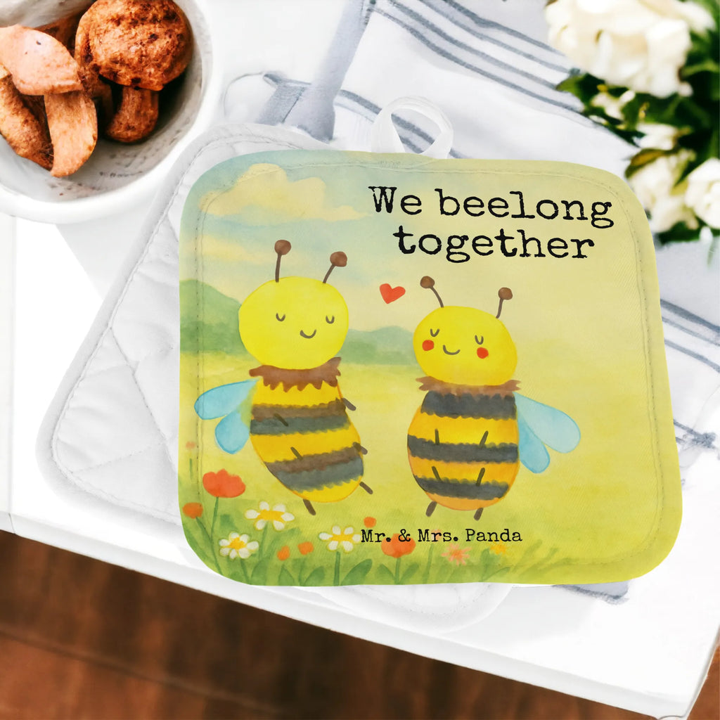 2er Set Topflappen  Biene Verliebt Design Topflappen, Topfuntersetzer, Ofenhandschuh, Topflappen Set, Topflappen lustig, Topflappen mit Spruch, Ofenhandschuhe, Topfhandschuhe, Topfhandschuh, Topflappenset, Topflappen 2er Set, Schöne Topflappen, Biene, Wespe, Hummel