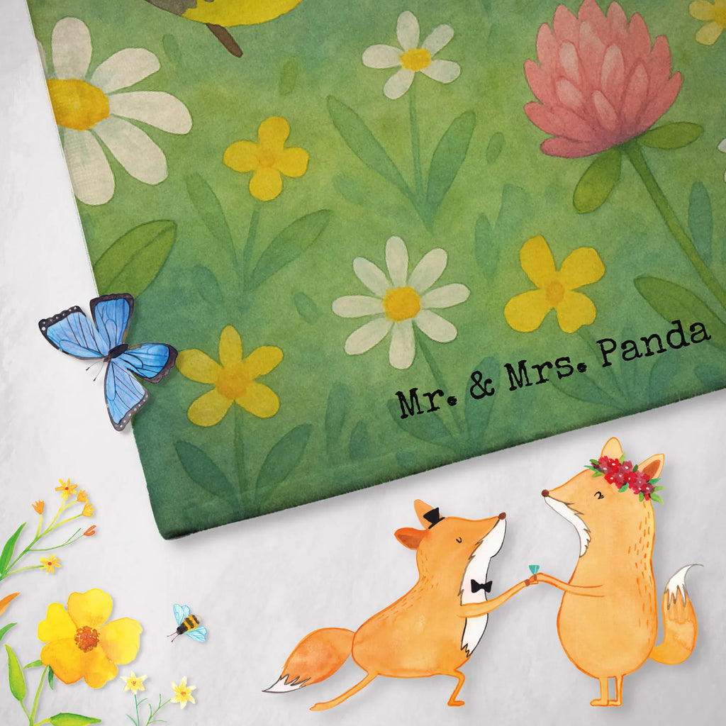 Personalized Bath Towel bee In love Design Personalisiertes Handtuch, Duschtuch mit Namen, Kinder Handtuch mit Namen, Strandtuch mit Namen, Personalisiertes Badetuch, Badetuch mit Namen, Saunatuch mit Namen, Biene, Wespe, Hummel