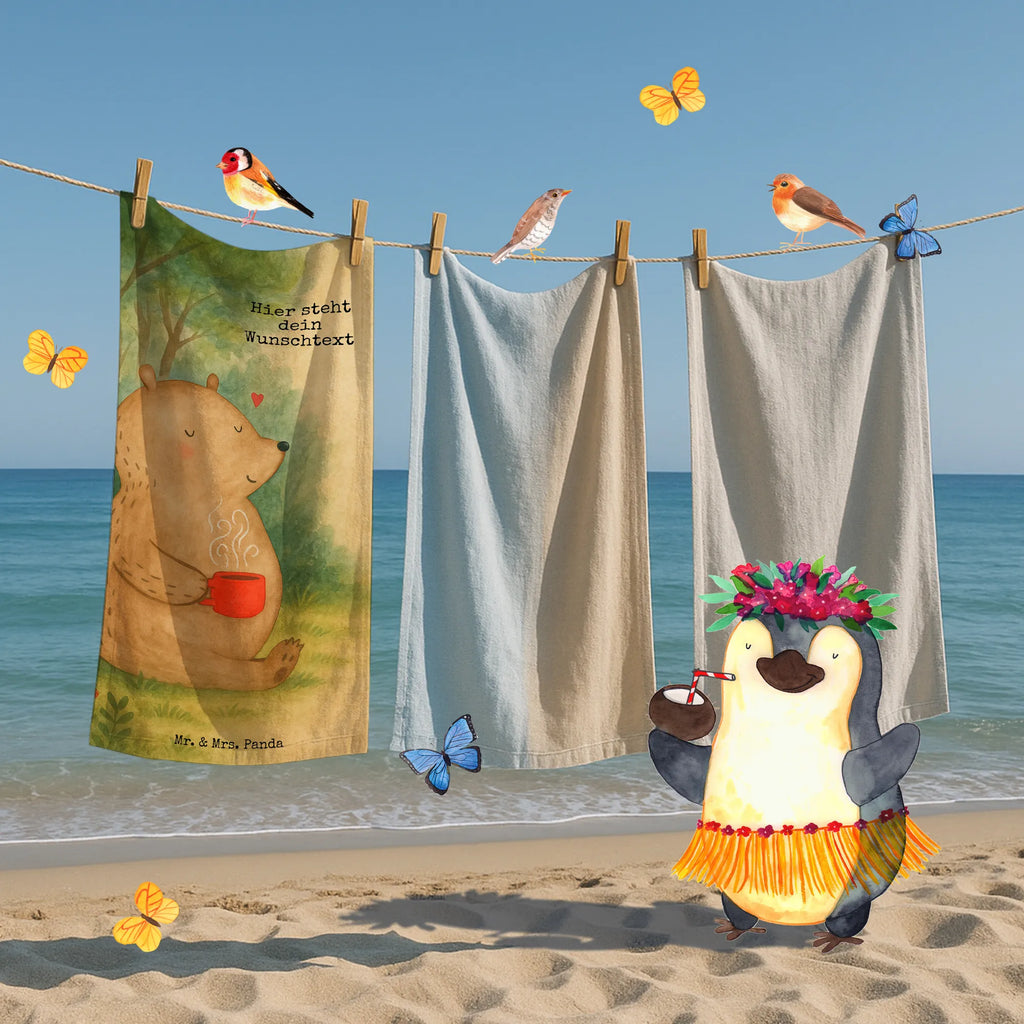 Personalized Bath Towel bear Coffee Design Personalisiertes Badetuch, Strandtuch mit Namen, Badetuch mit Namen, Saunatuch mit Namen, Duschtuch mit Namen, Personalisiertes Handtuch, Kinder Handtuch mit Namen, Bär, Teddy, Teddybär, Welt retten, guten Morgen, Coffee, Bären, Motivation, Kaffee, Welt erobern, Morgenroutine