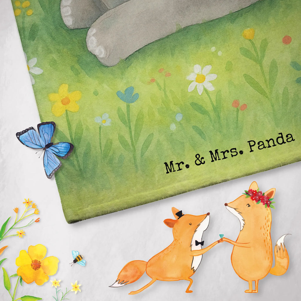 Personalisiertes Badehandtuch Elefant Biene Design Personalisiertes Handtuch, Saunatuch mit Namen, Kinder Handtuch mit Namen, Duschtuch mit Namen, Strandtuch mit Namen, Personalisiertes Badetuch, Badetuch mit Namen, Tiermotive, Gute Laune, lustige Sprüche, Tiere, Liebesspruch, Heiratsantrag, Hochzeitsgeschenk, Liebesgeschenk, Jahrestag, Elefant, Liebesbeweis, Liebe, Biene