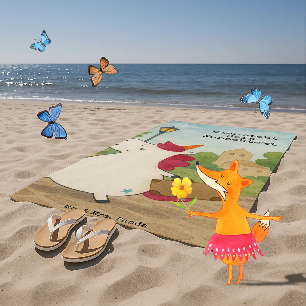 Personalisiertes Badehandtuch Einhorn Koffer Design Personalisiertes Badetuch, Badetuch mit Namen, Strandtuch mit Namen, Personalisiertes Handtuch, Duschtuch mit Namen, Saunatuch mit Namen, Kinder Handtuch mit Namen, Einhorn, Einhörner, Einhorn Deko, Unicorn, Reise, Abenteuer, Verreisen, Koffer, Gepäck, lustig, witzig, Spaß, albern, unicorn, Erwachsen, Kind