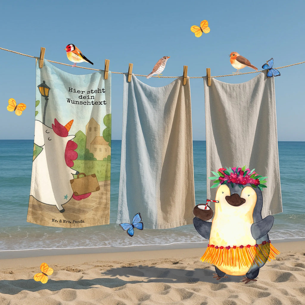 Personalisiertes Badehandtuch Einhorn Koffer Design Personalisiertes Badetuch, Badetuch mit Namen, Strandtuch mit Namen, Personalisiertes Handtuch, Duschtuch mit Namen, Saunatuch mit Namen, Kinder Handtuch mit Namen, Einhorn, Einhörner, Einhorn Deko, Unicorn, Reise, Abenteuer, Verreisen, Koffer, Gepäck, lustig, witzig, Spaß, albern, unicorn, Erwachsen, Kind